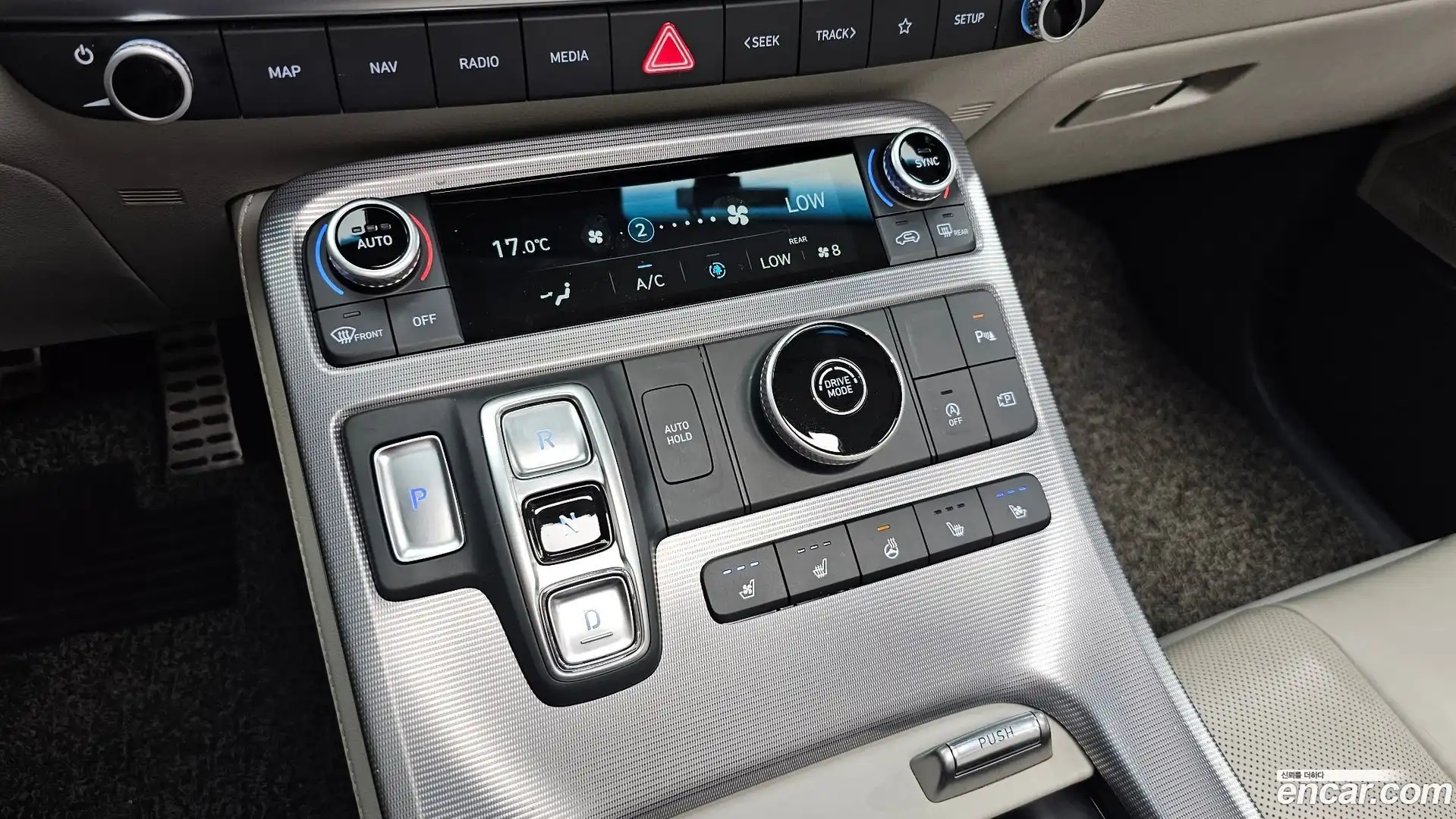 Palisade Hyundai 2022.9-INNER-009
