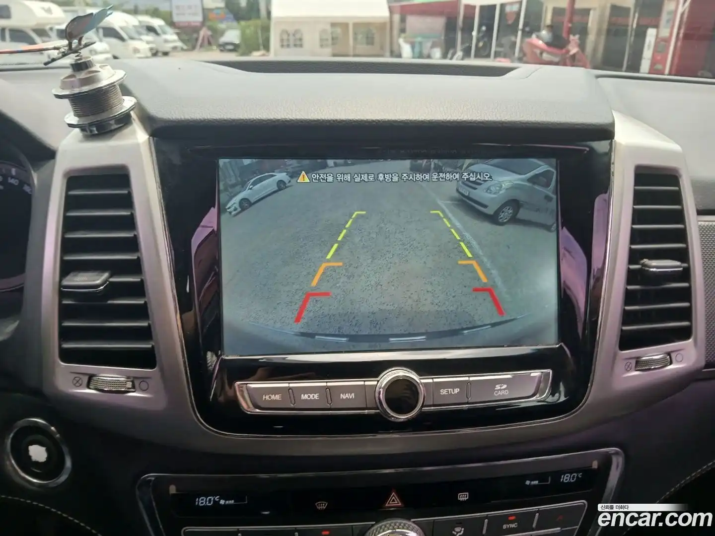Rexton KG Mobility 2018.4-INNER-009