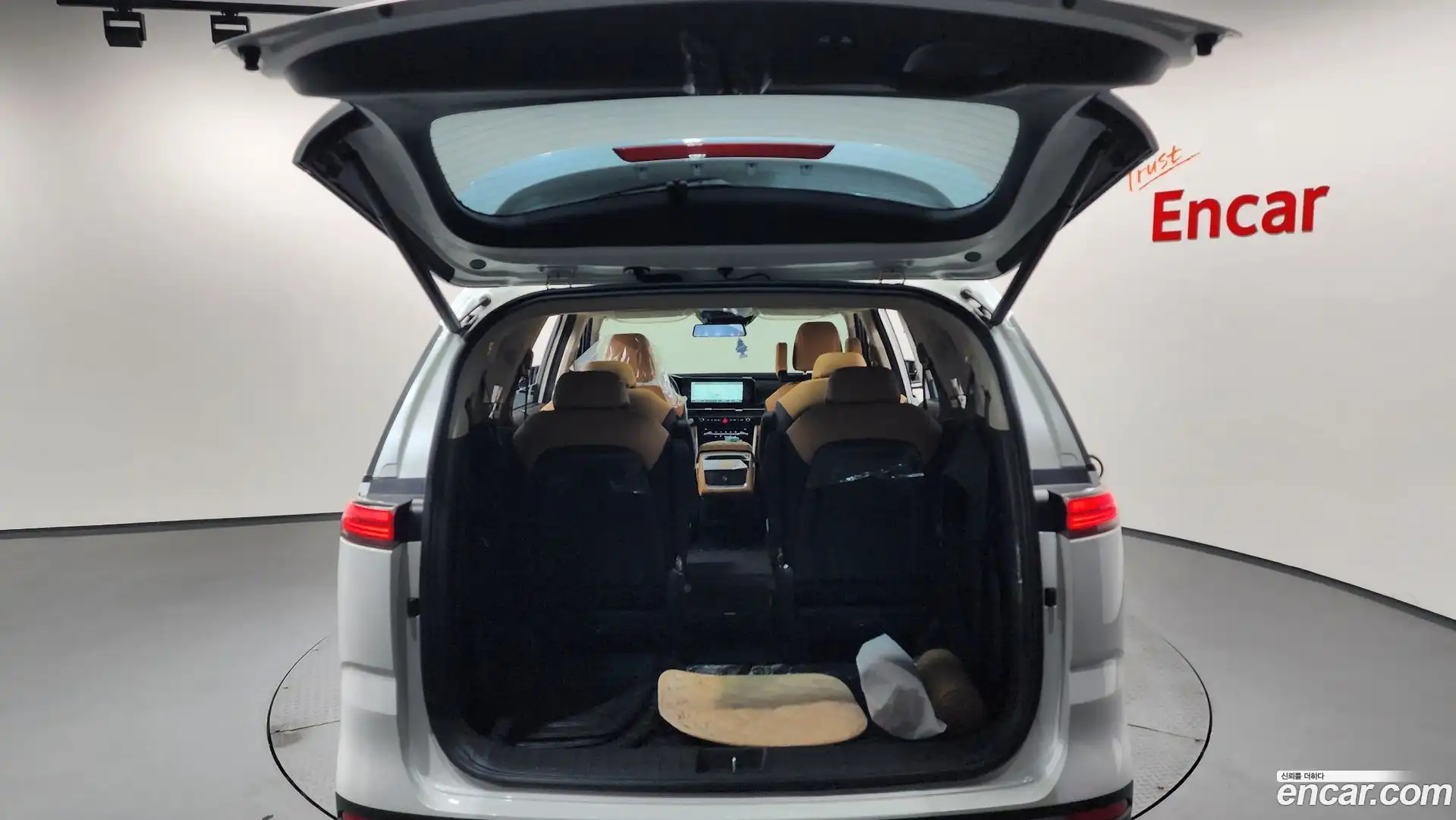 Canival Kia 2022.6-OPTION-040