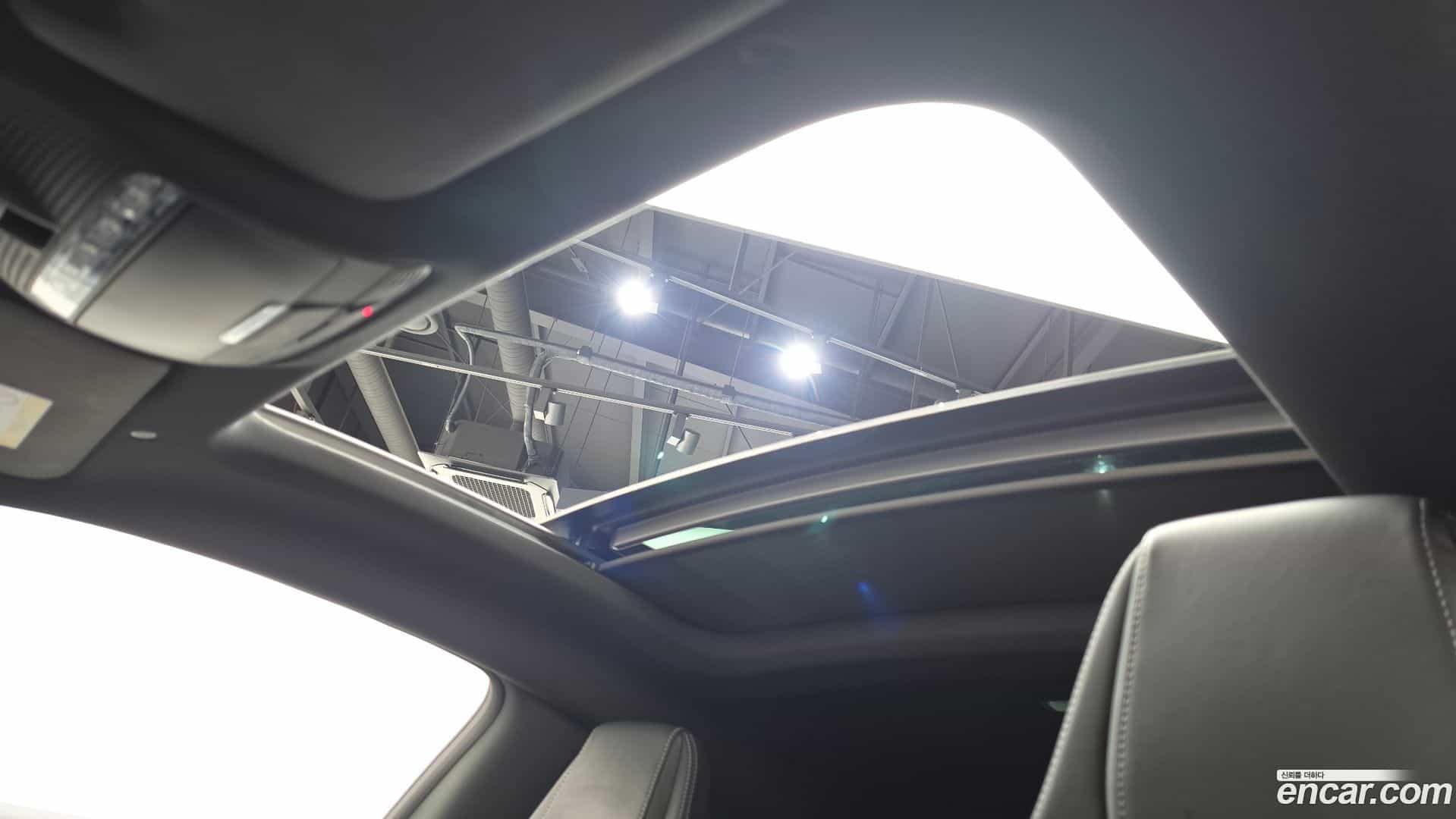C-Class Mercedes-Benz 2021.7-OPTION-021