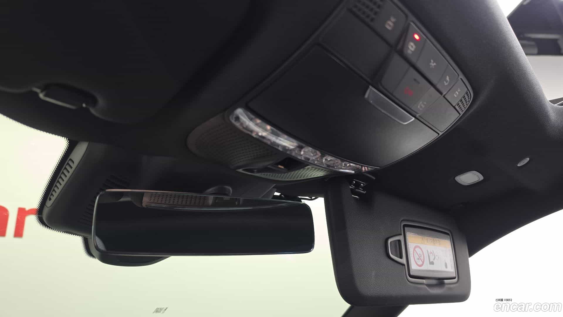 C-Class Mercedes-Benz 2021.7-OPTION-041