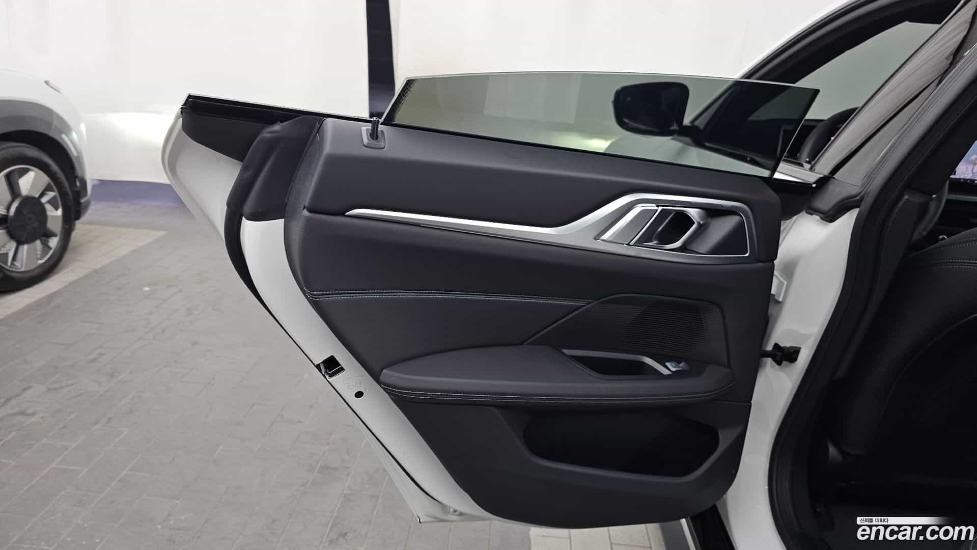 4-Series BMW 2025.7-INNER-035