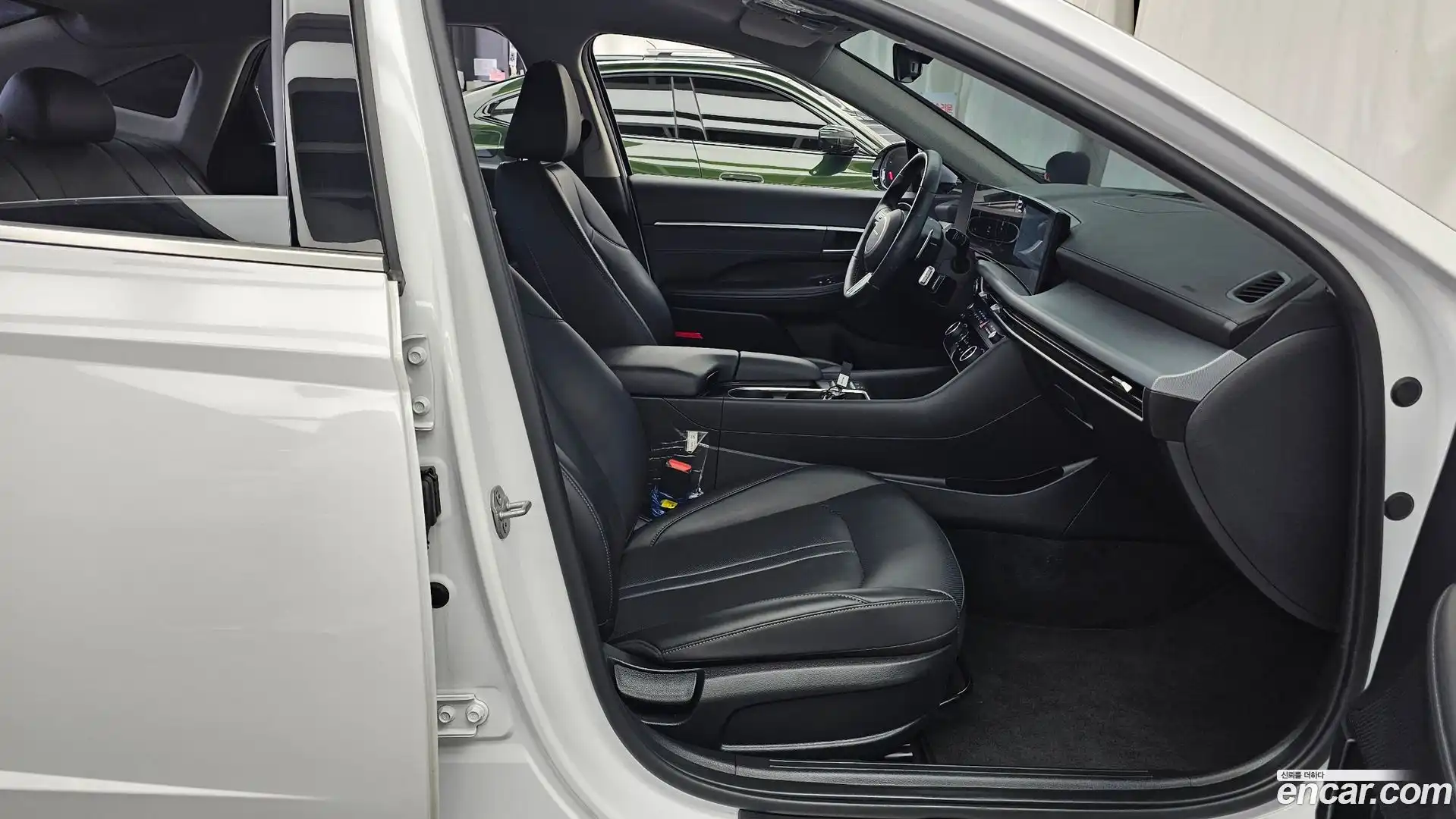 Sonata Hyundai 2025.4-INNER-036