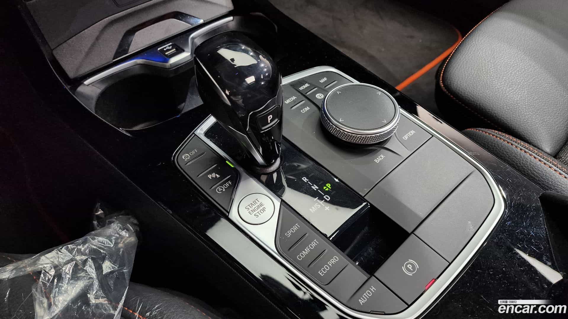 1-Series BMW 2020.11-INNER-009