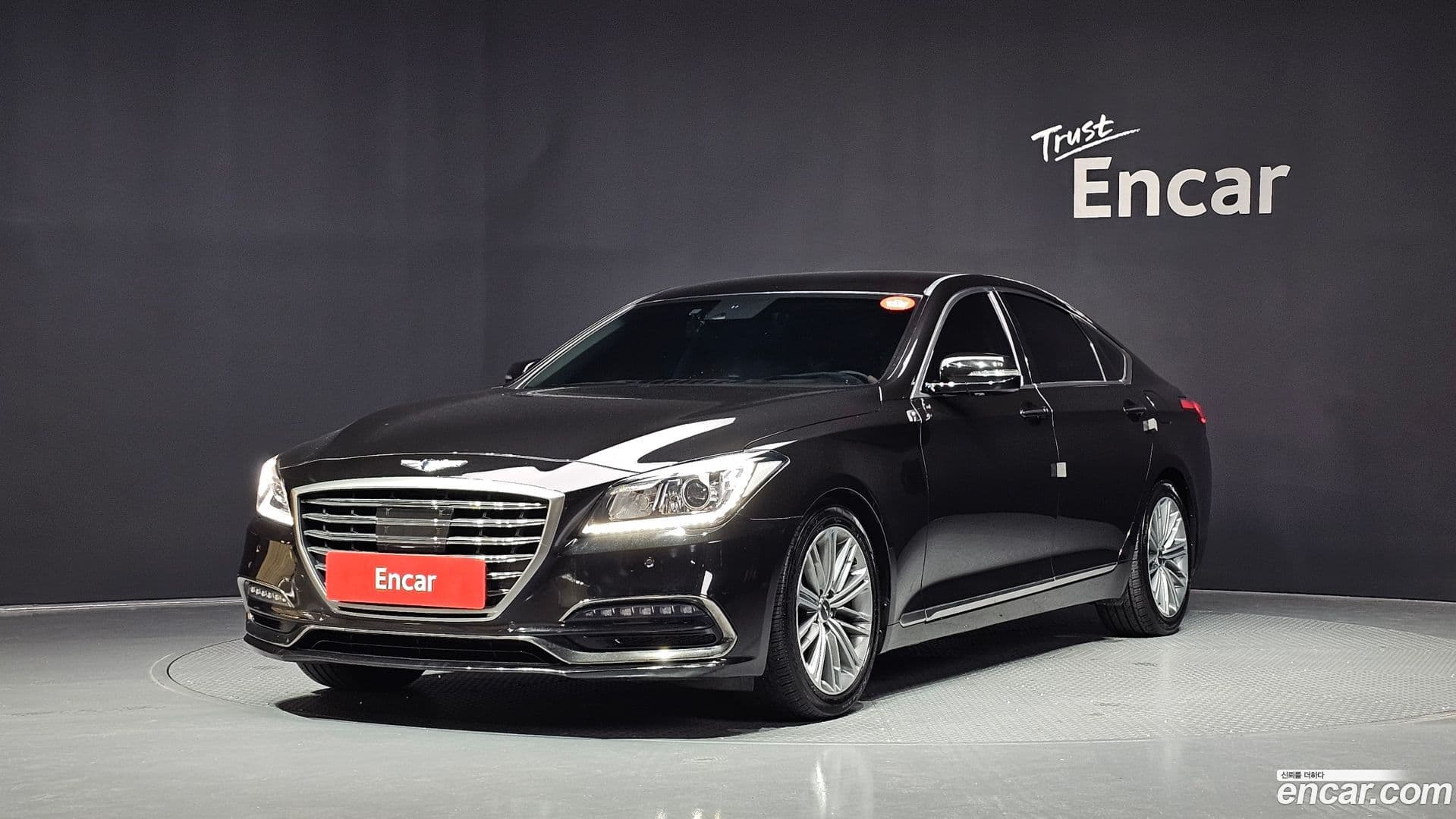 Main__Slider__Photo:G80 Genesis 2019.3-0