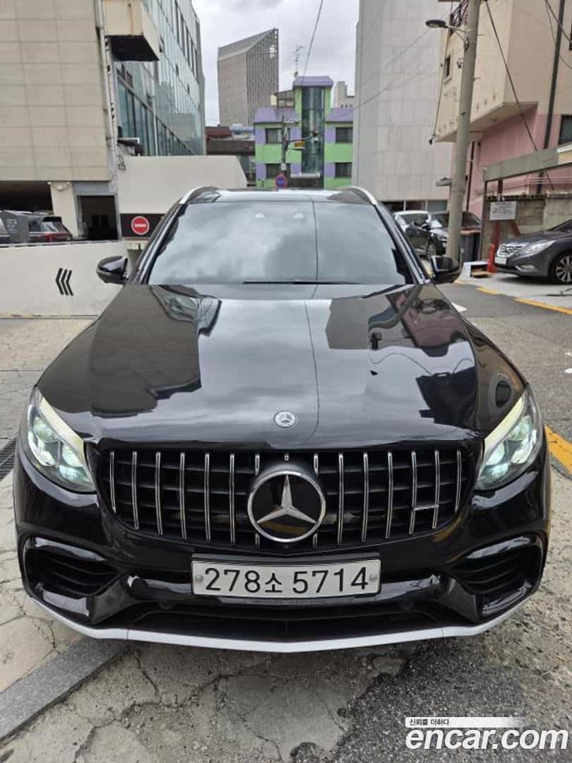 GLC-Class Mercedes-Benz 2019.10-OUTER-001