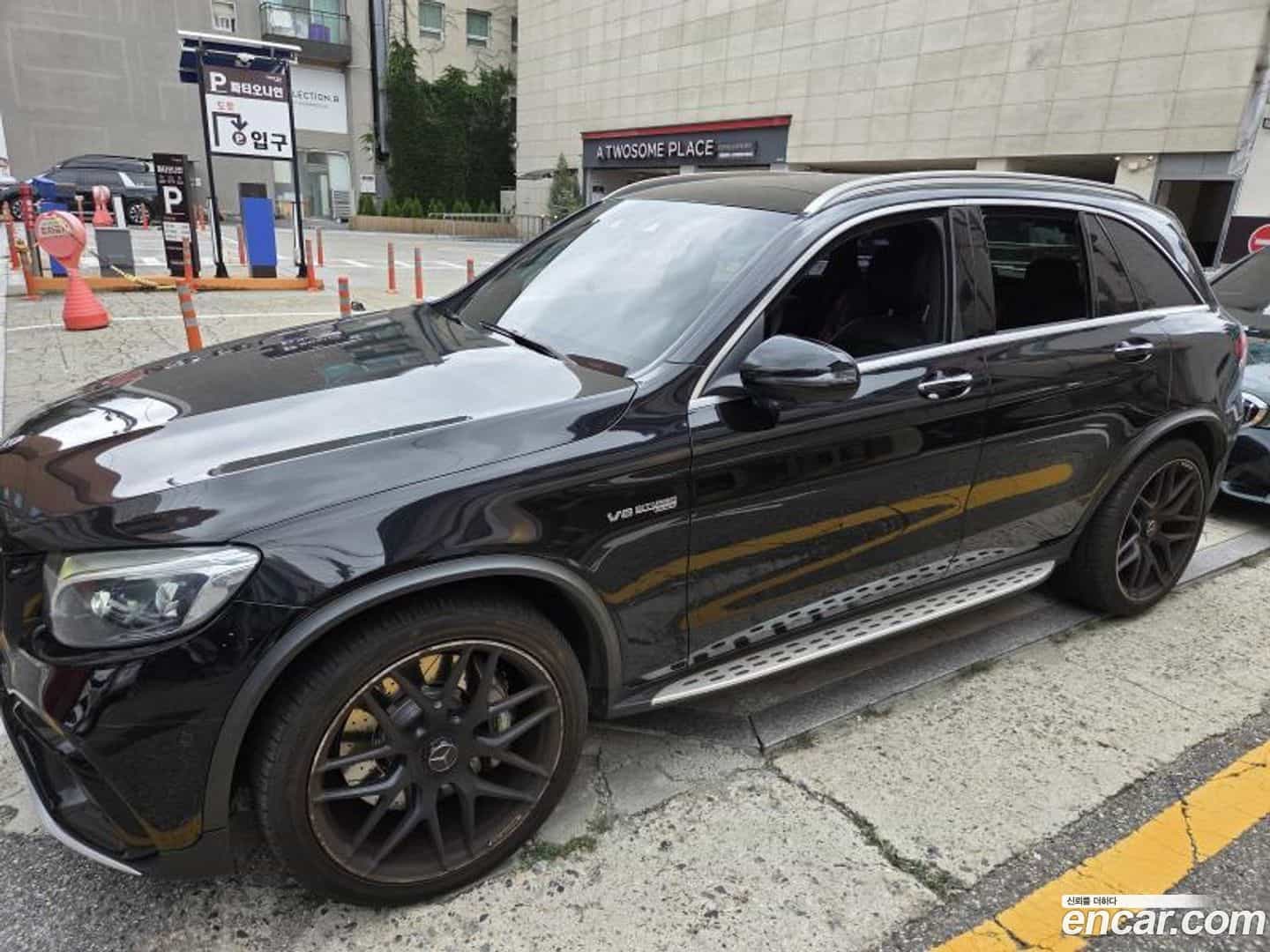 GLC-Class Mercedes-Benz 2019.10-OUTER-002