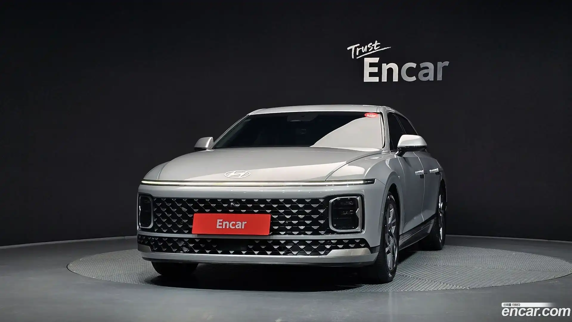Grandeur Hyundai 2023.1-OUTER-003