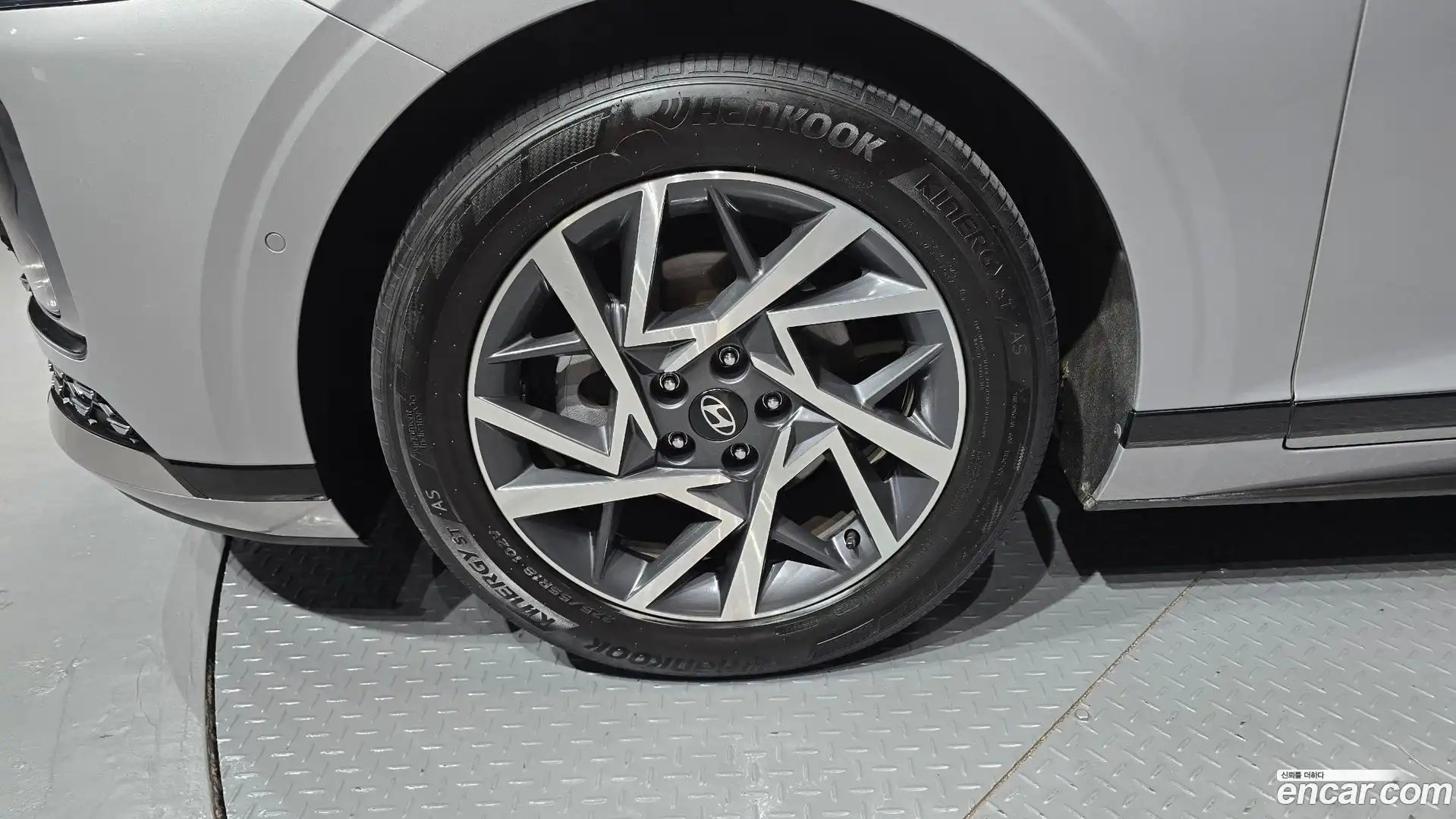 Grandeur Hyundai 2023.1-OUTER-005