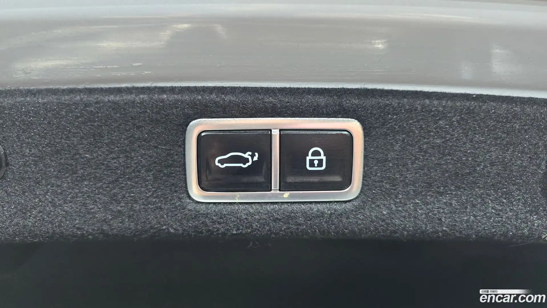 Grandeur Hyundai 2023.1-OPTION-024