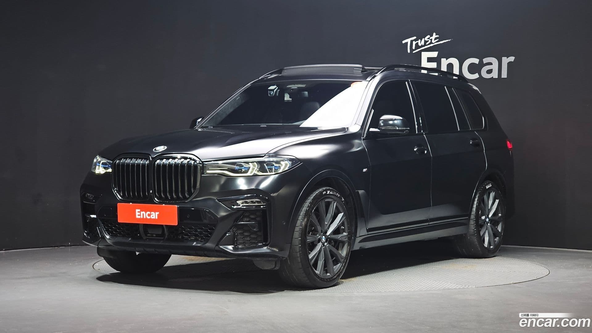 Main__Slider__Photo:X7 BMW 2021.9-0