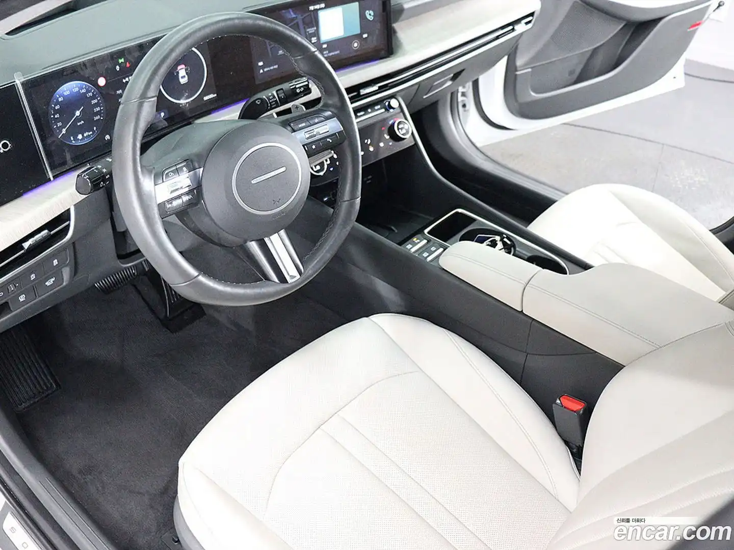 Sonata Hyundai 2023.8-OPTION-020