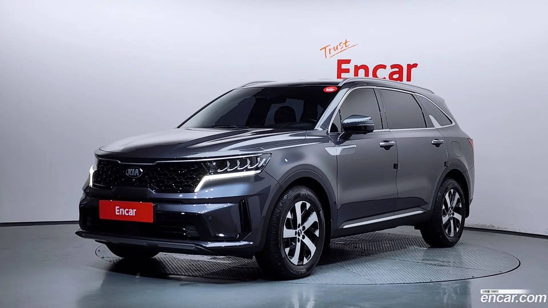 Main__Slider__Photo:Sorento Kia 2020.6-0
