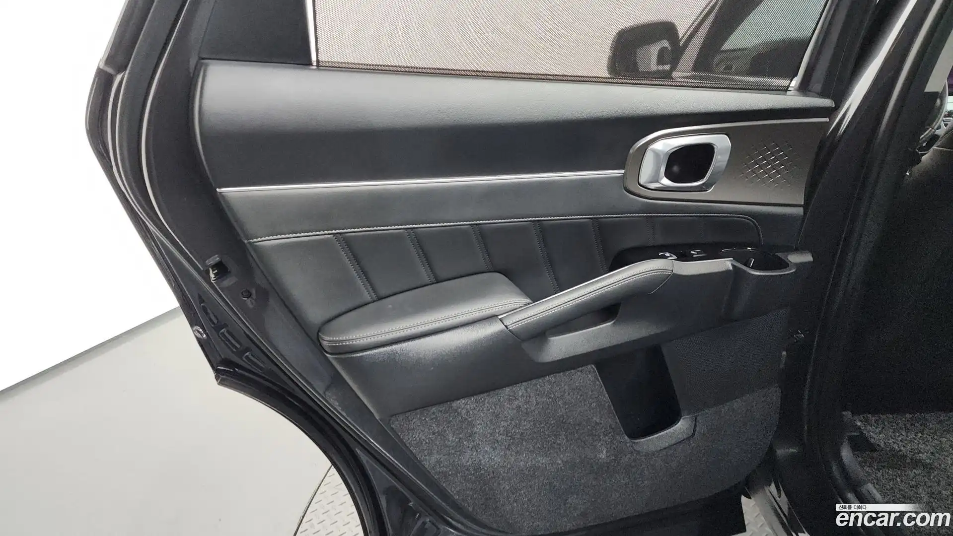 Sorento Kia 2020.6-INNER-035