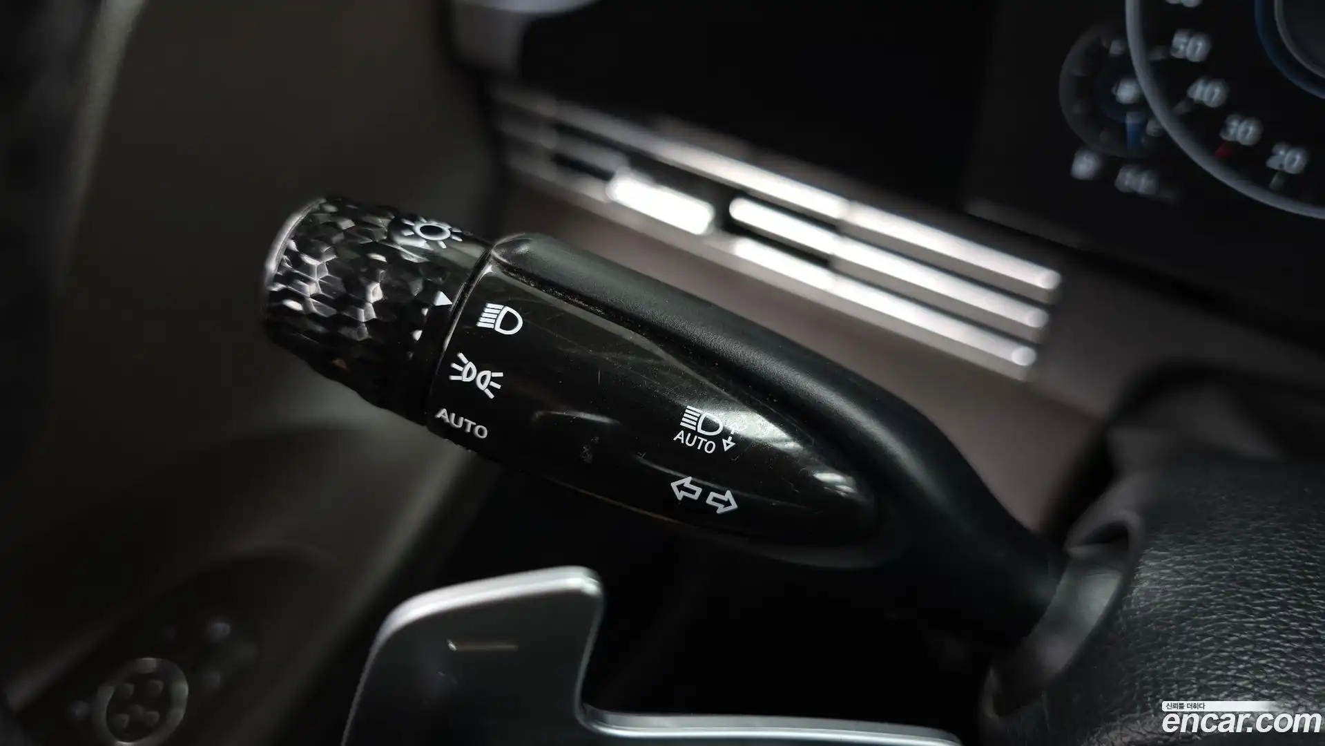 Grandeur Hyundai 2020.6-OPTION-041