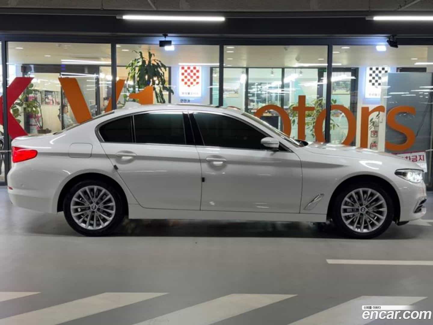 5-Series BMW 2020.3-OUTER-002