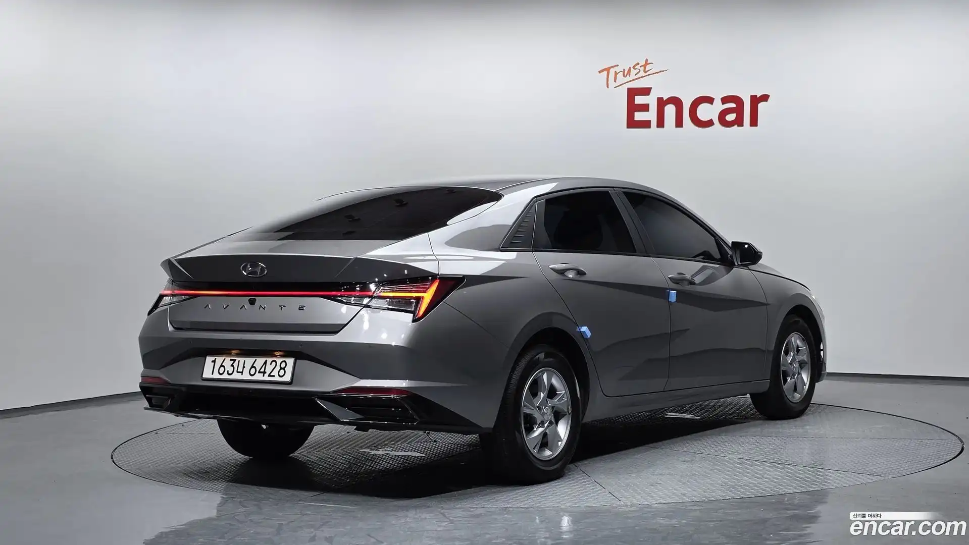 AVANTE Hyundai 2022.0-OUTER-002