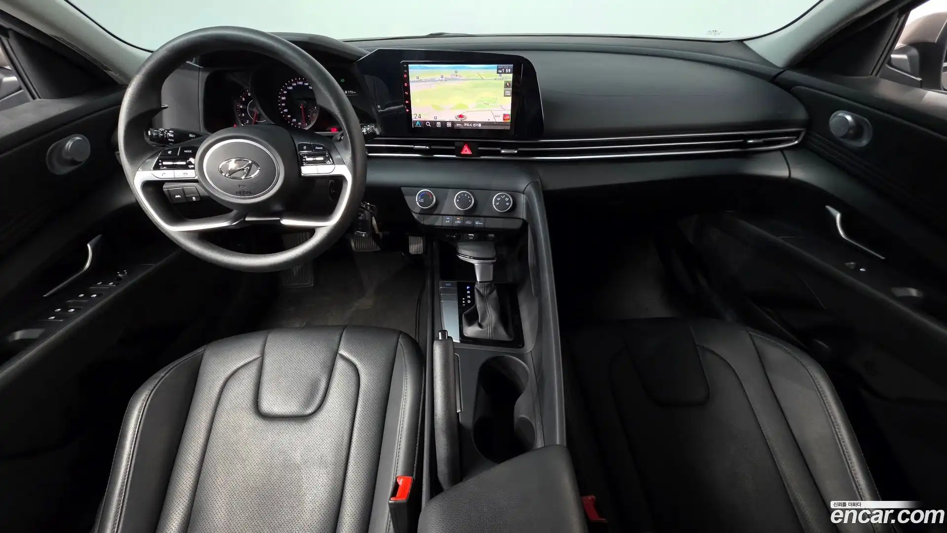 AVANTE Hyundai 2022.0-INNER-007