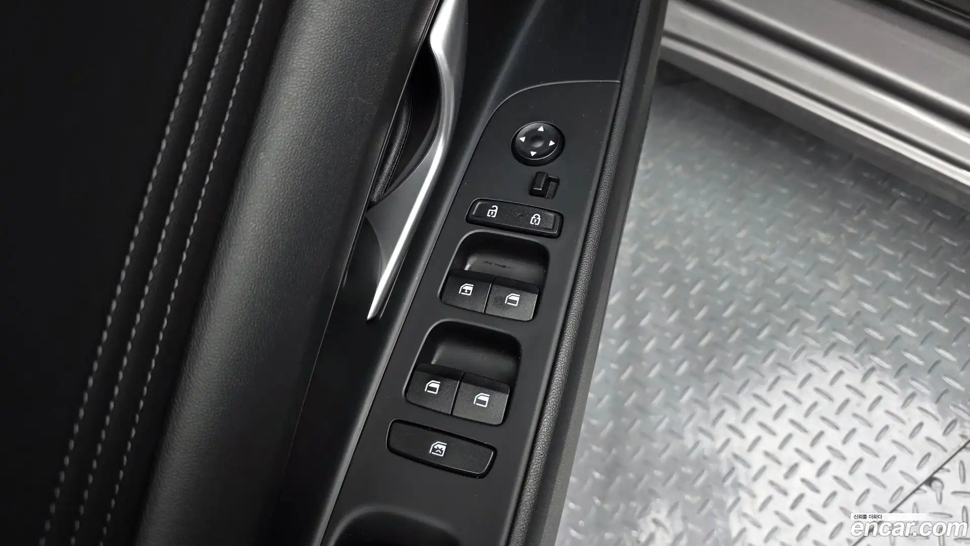AVANTE Hyundai 2022.0-OPTION-023