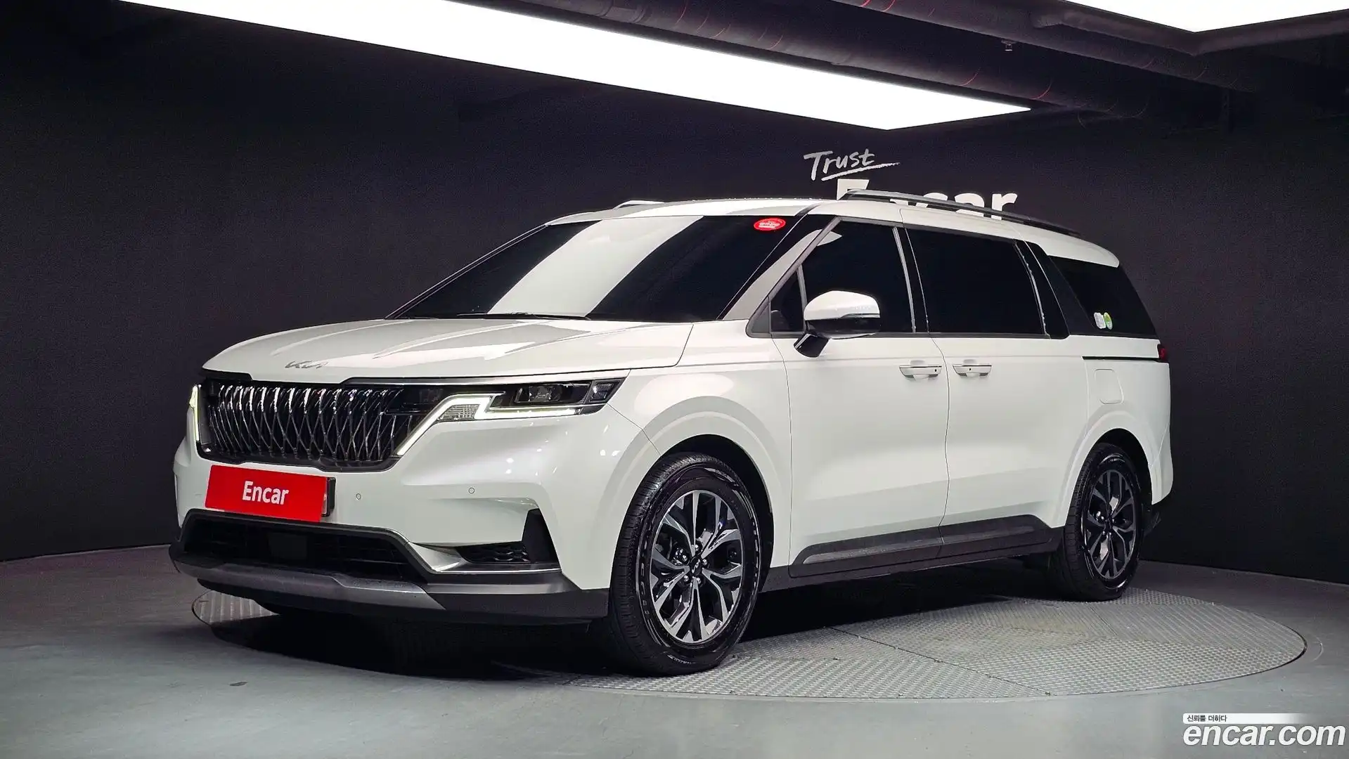 Canival Kia 2023.5-OUTER-001