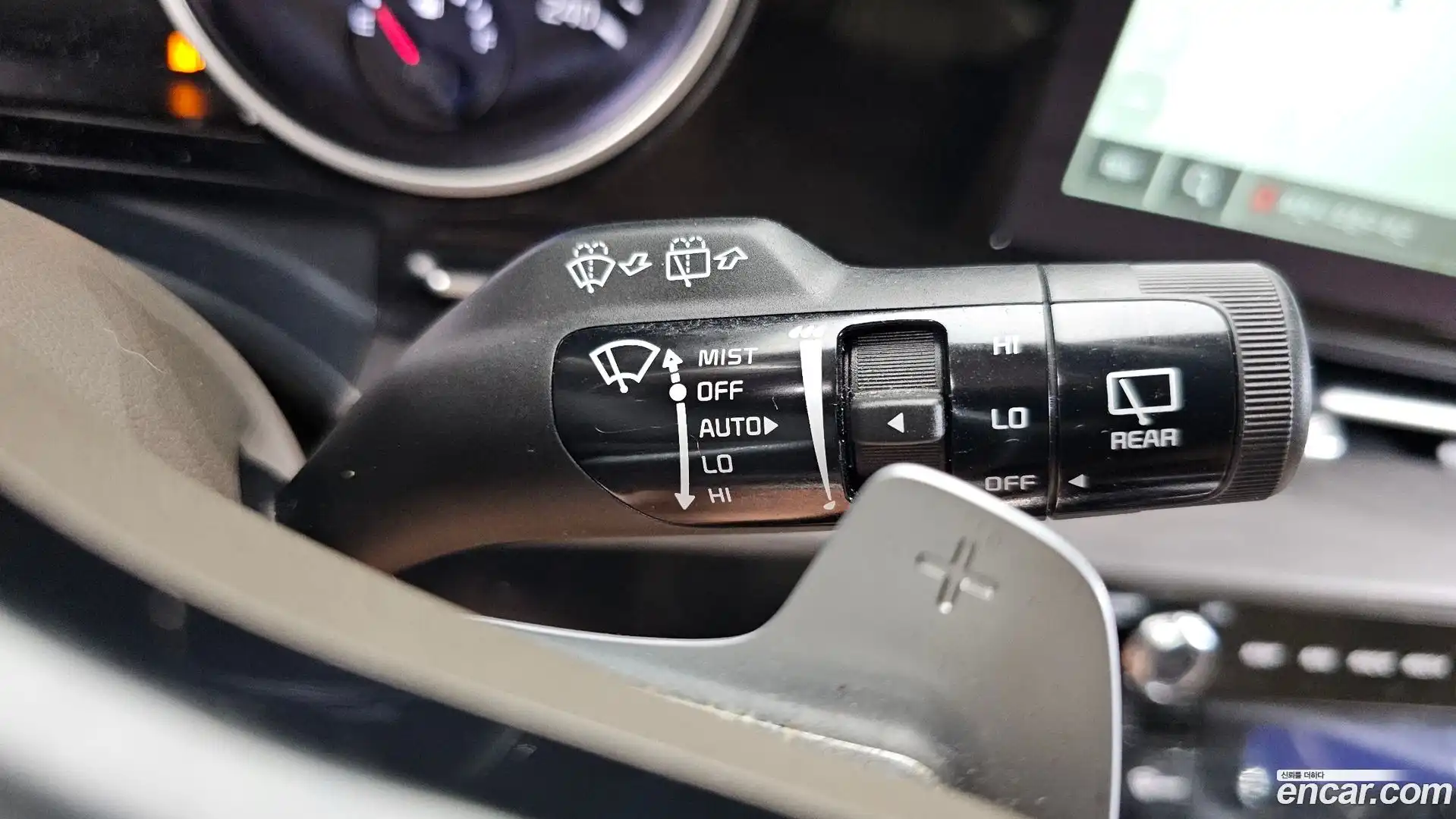 Canival Kia 2023.5-OPTION-024