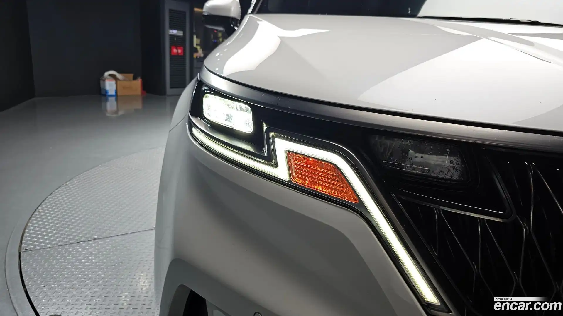 Canival Kia 2023.5-OUTER-032