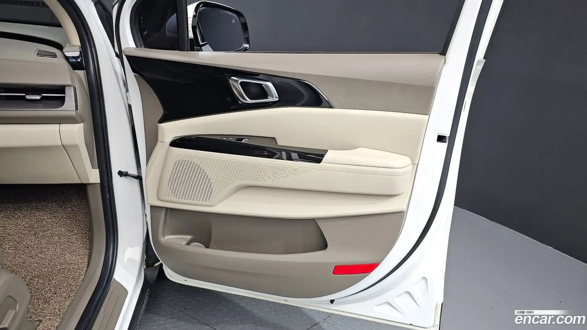 Canival Kia 2023.5-INNER-034