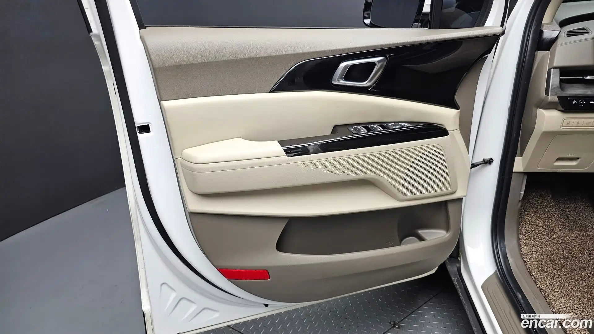 Canival Kia 2023.5-INNER-035