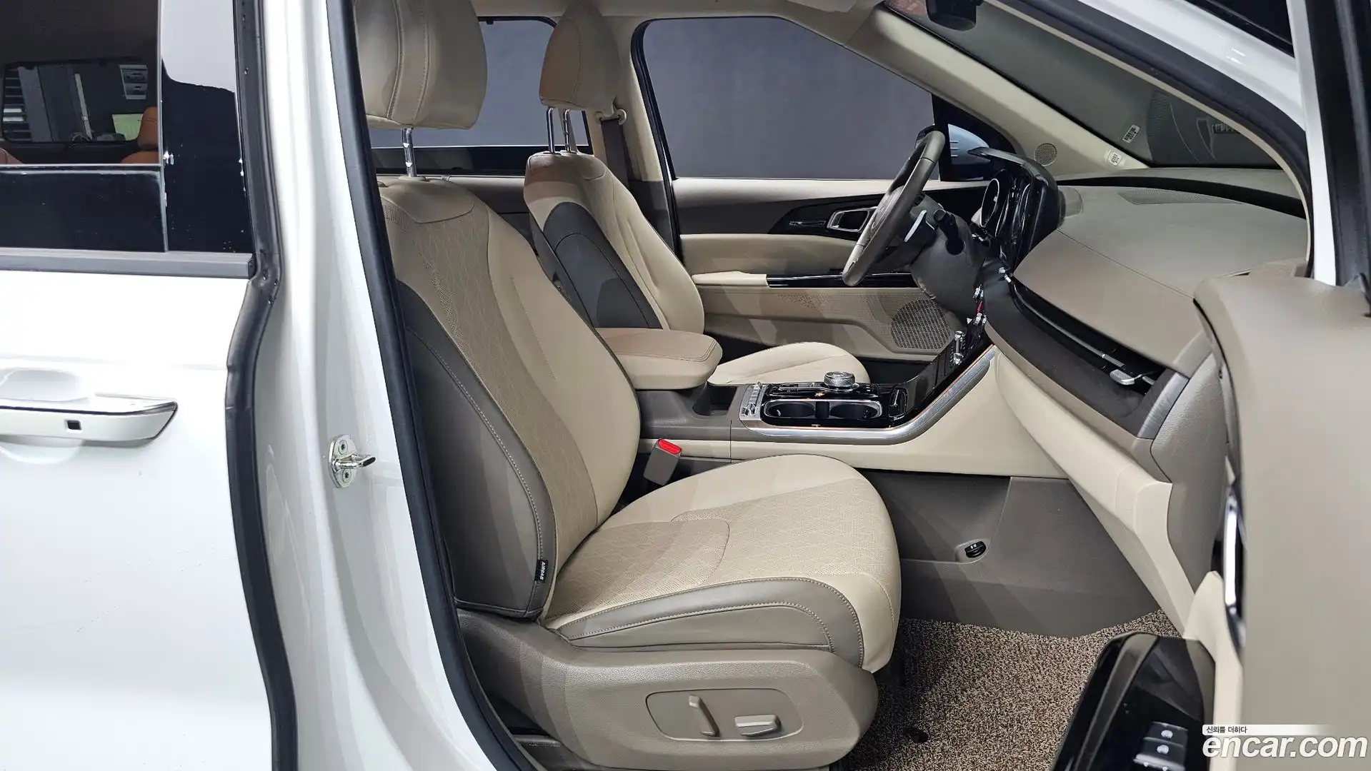 Canival Kia 2023.5-INNER-036