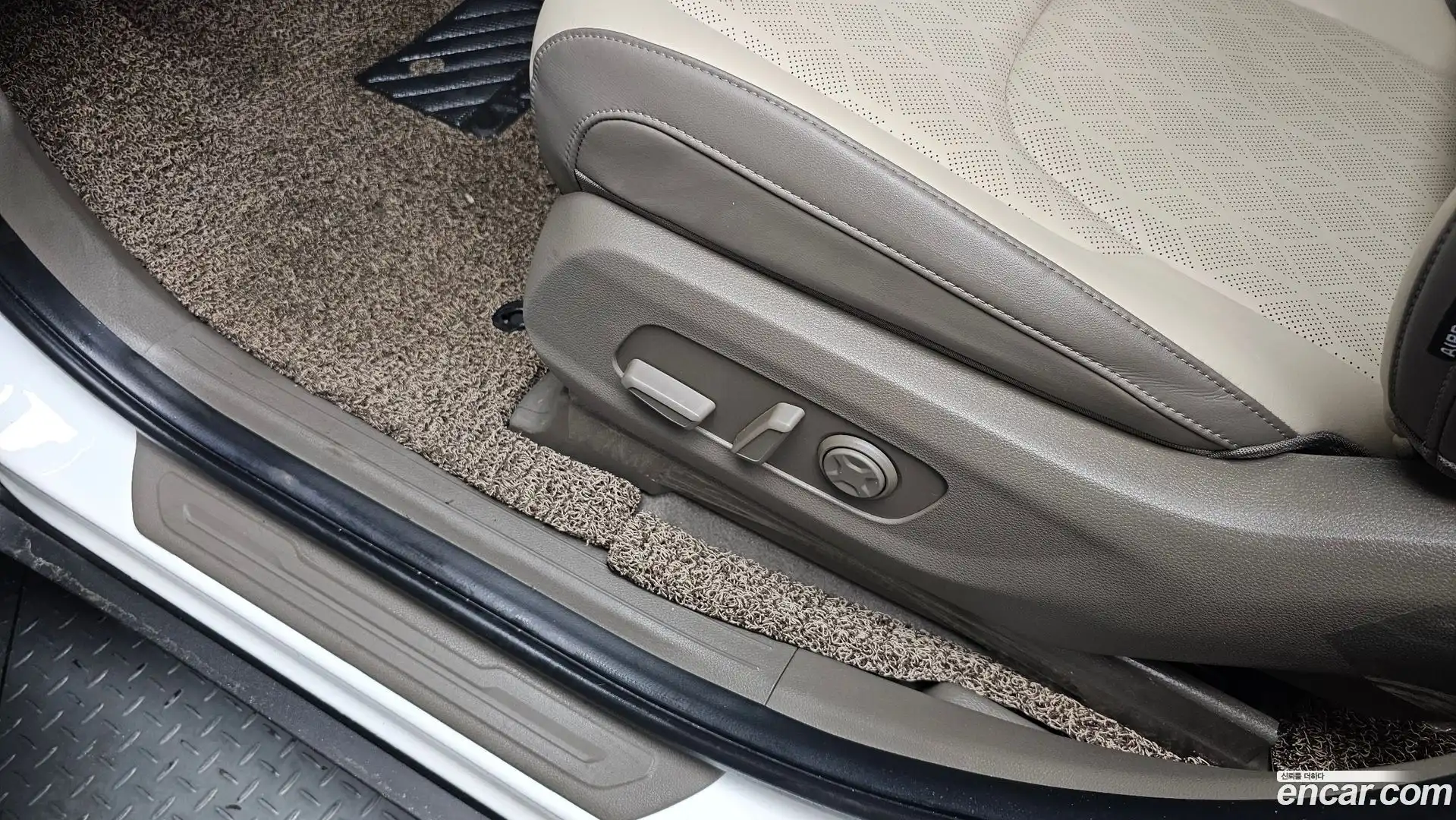 Canival Kia 2023.5-OPTION-042