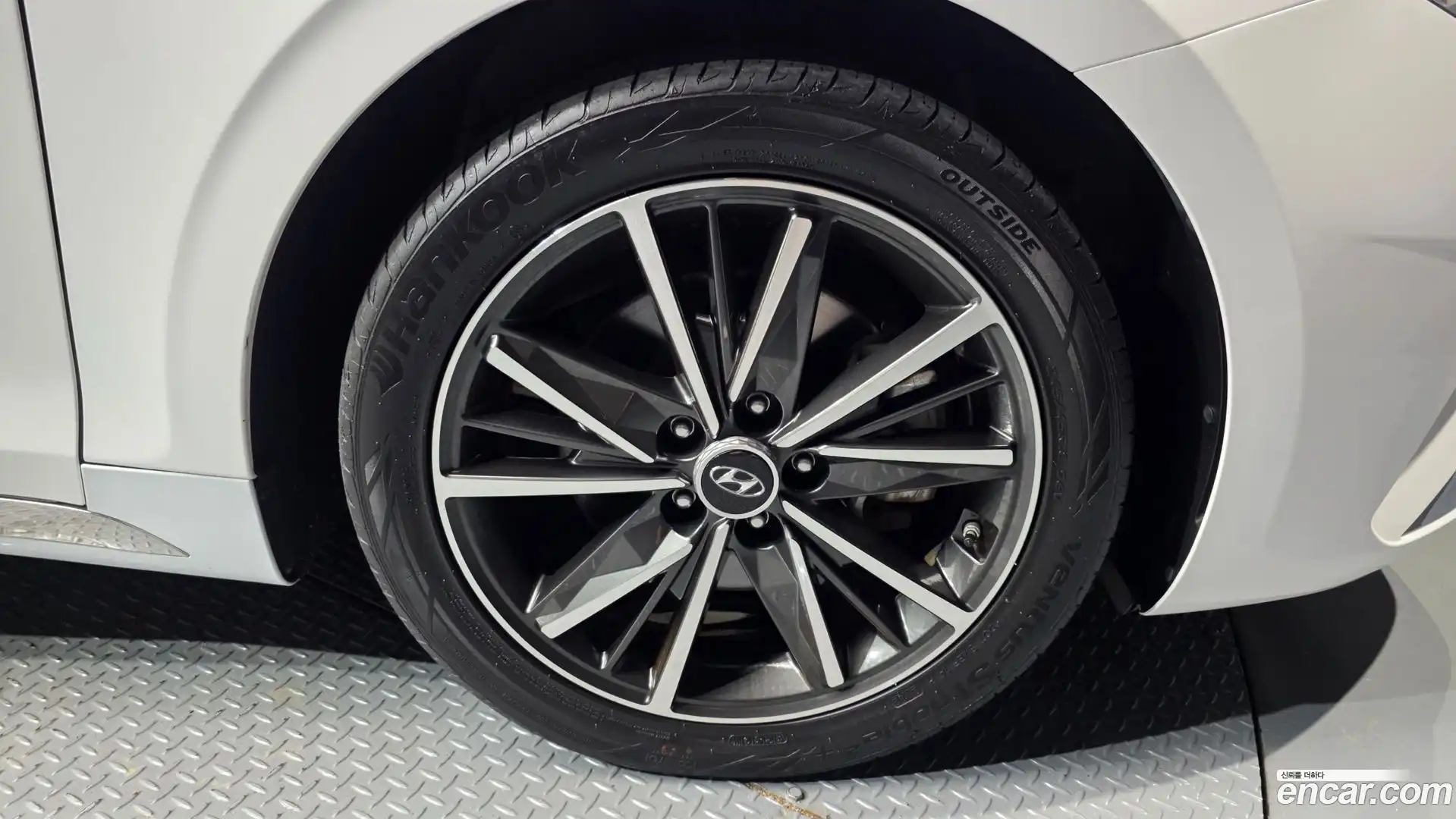 Grandeur Hyundai 2022.5-OUTER-005