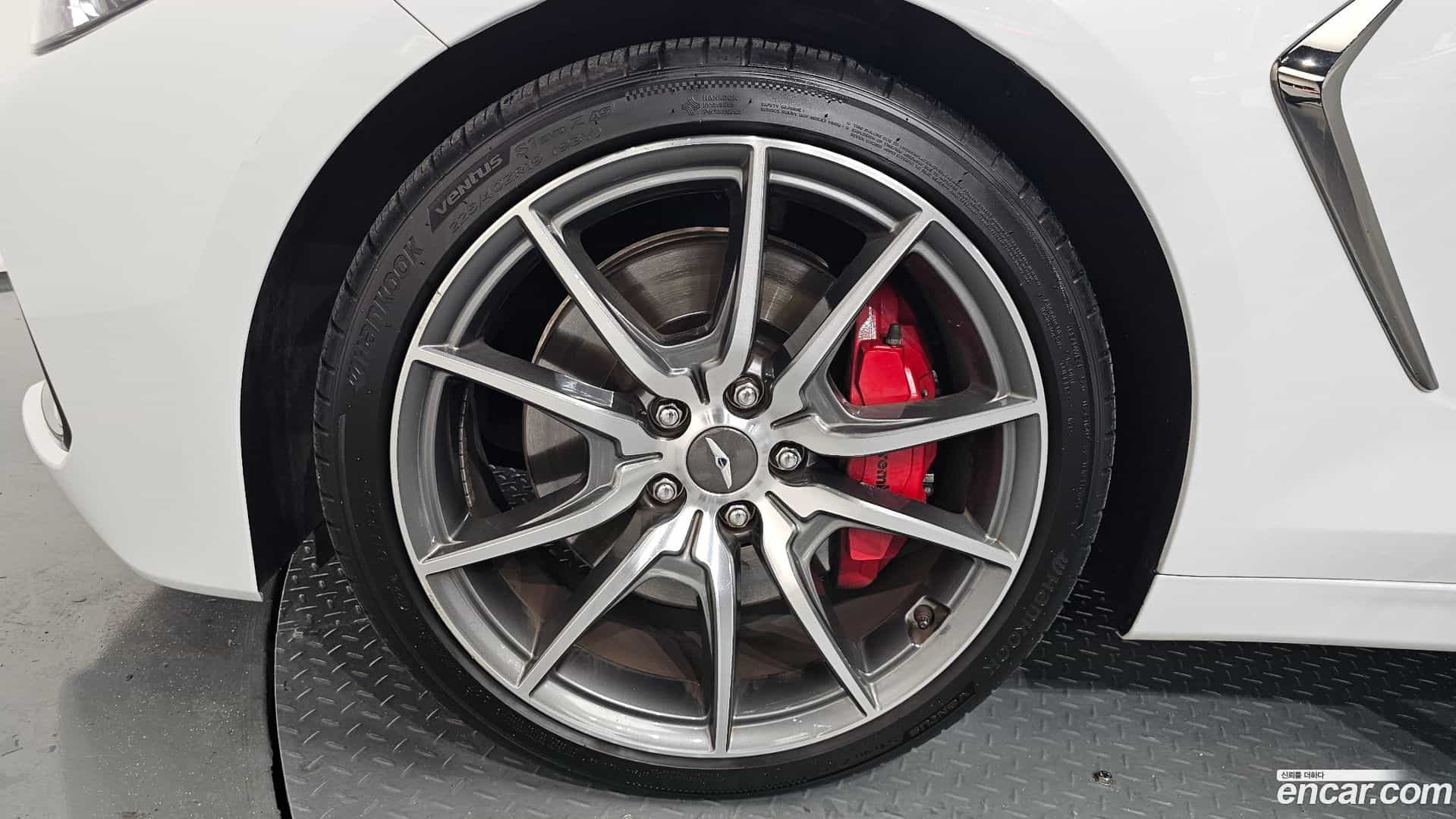 G70 Genesis 2019.10-OUTER-005
