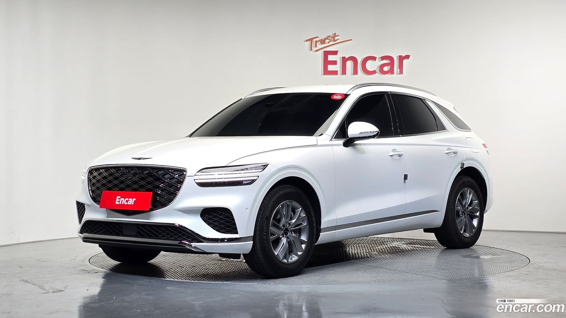 Main__Slider__Photo:GV70 Genesis 2025.3-0