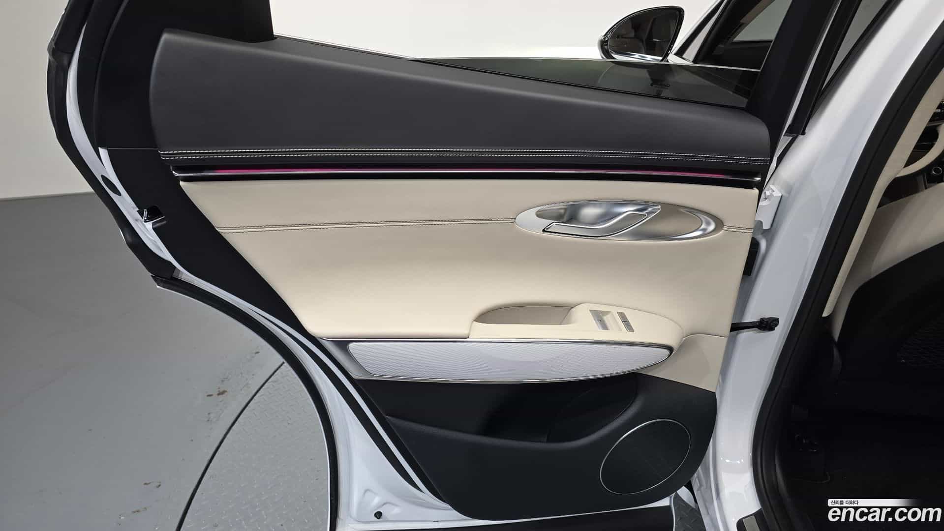 GV70 Genesis 2025.3-INNER-035