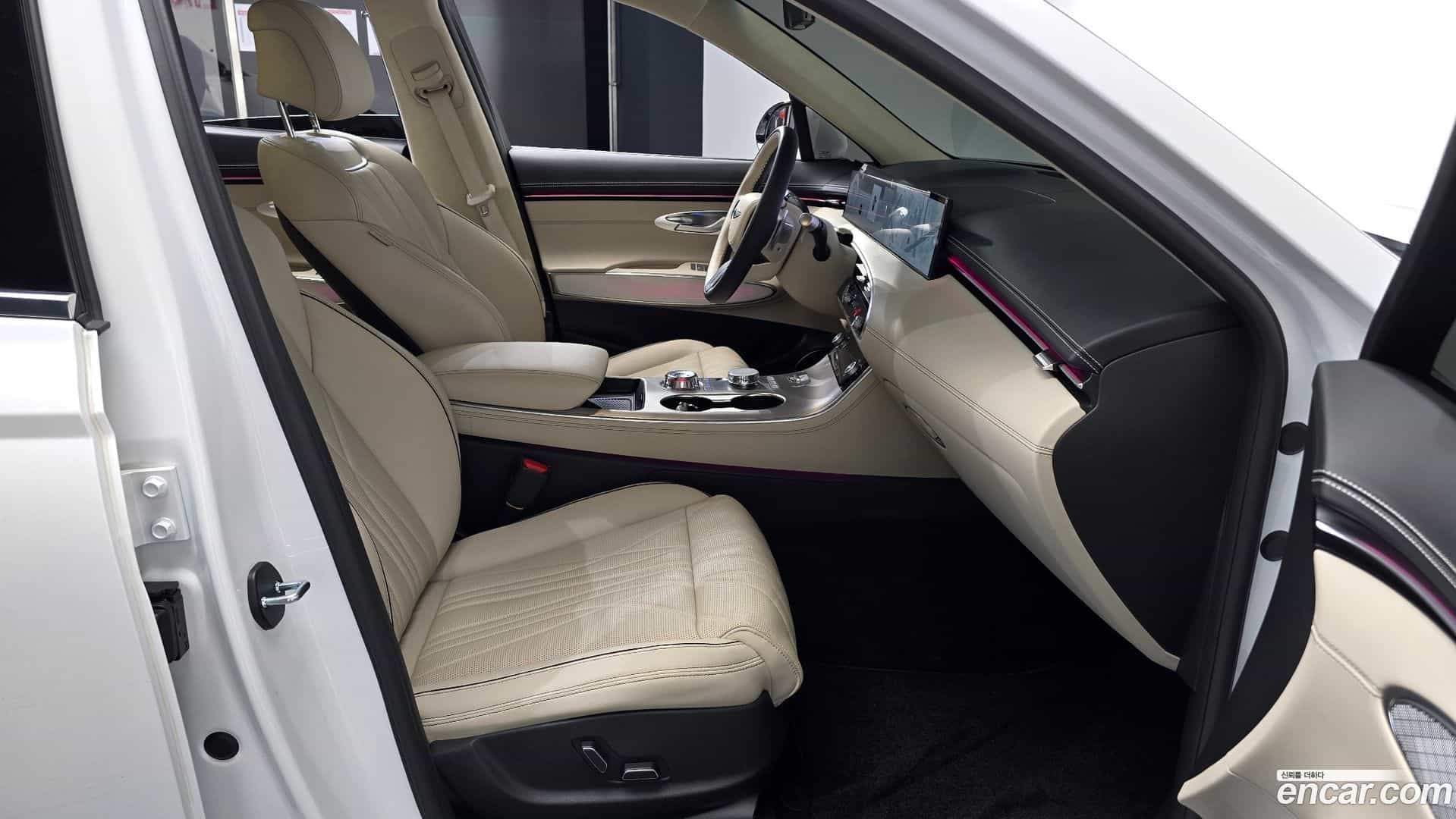 GV70 Genesis 2025.3-INNER-036
