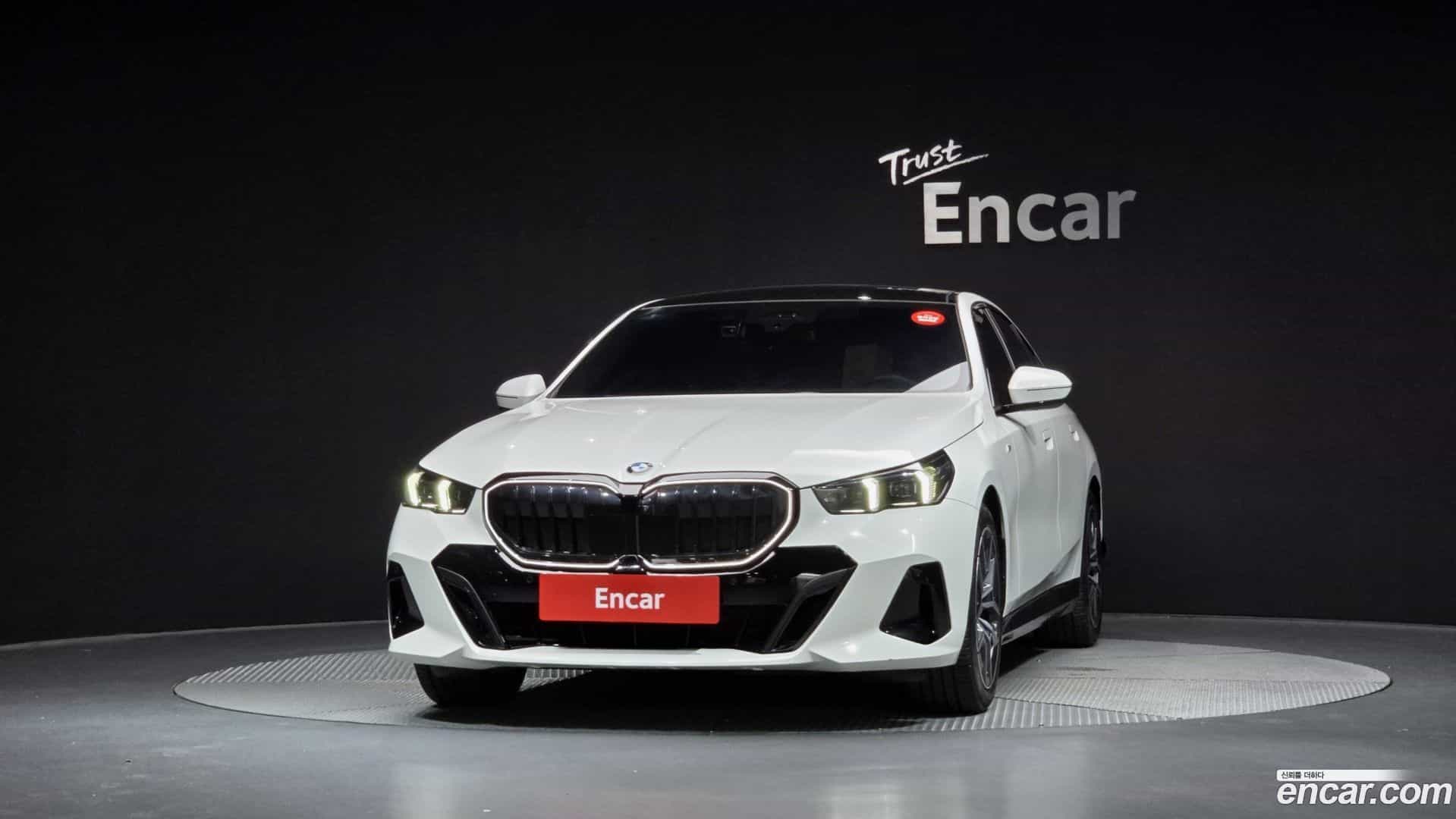5-Series BMW 2024.10-OUTER-003