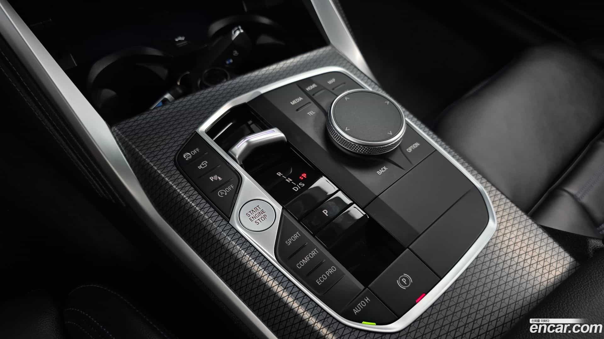 4-Series BMW 2024.10-INNER-009