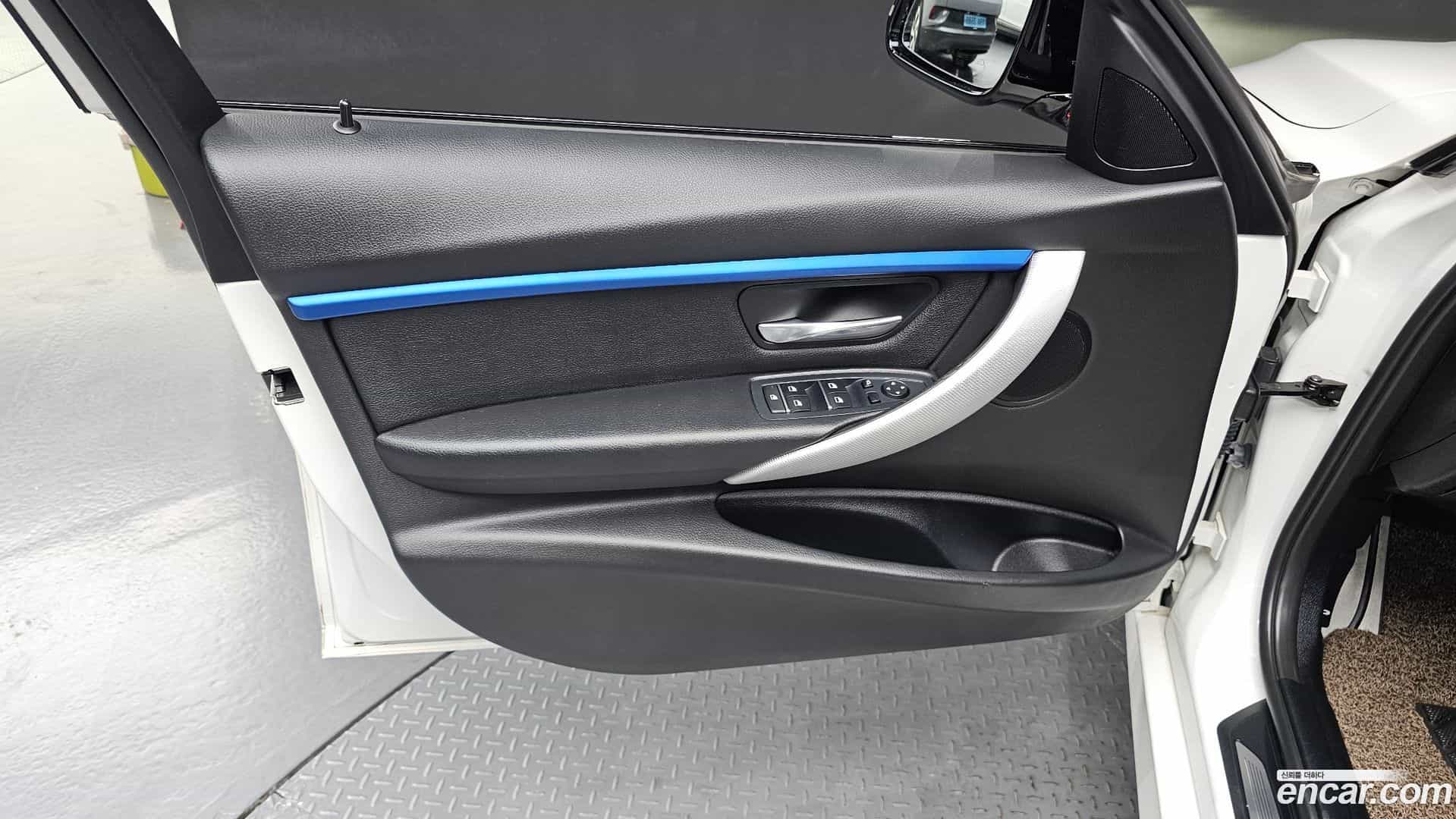 3-Series BMW 2016.11-INNER-034