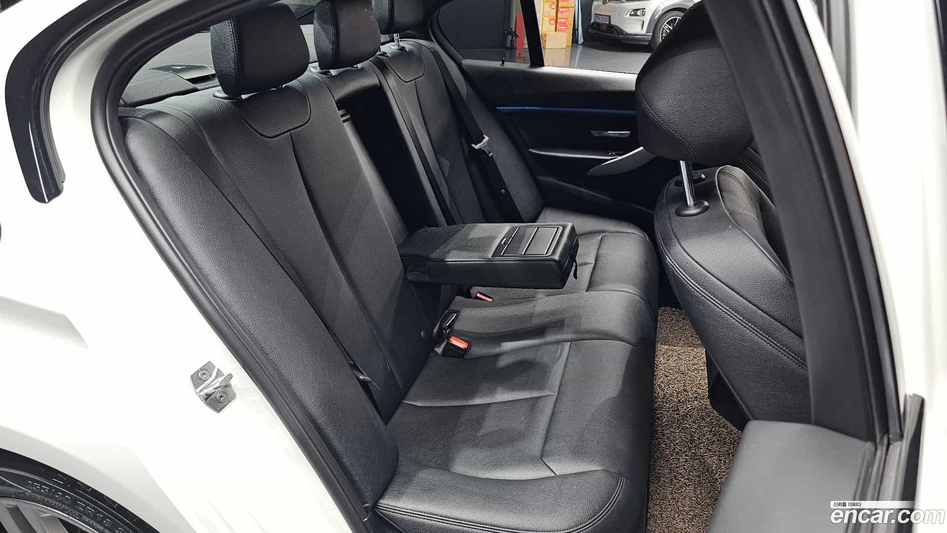 3-Series BMW 2016.11-INNER-036