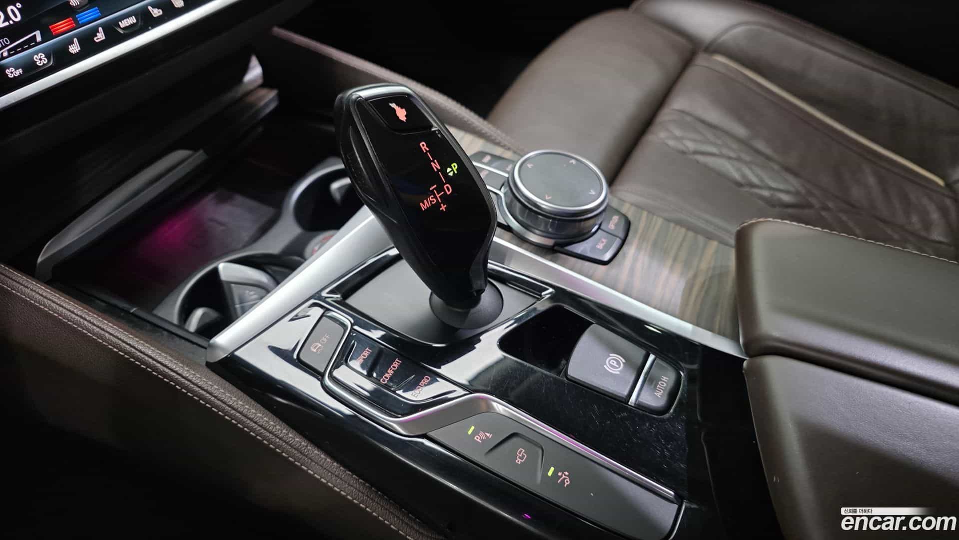Gran Turismo BMW 2018.3-INNER-009