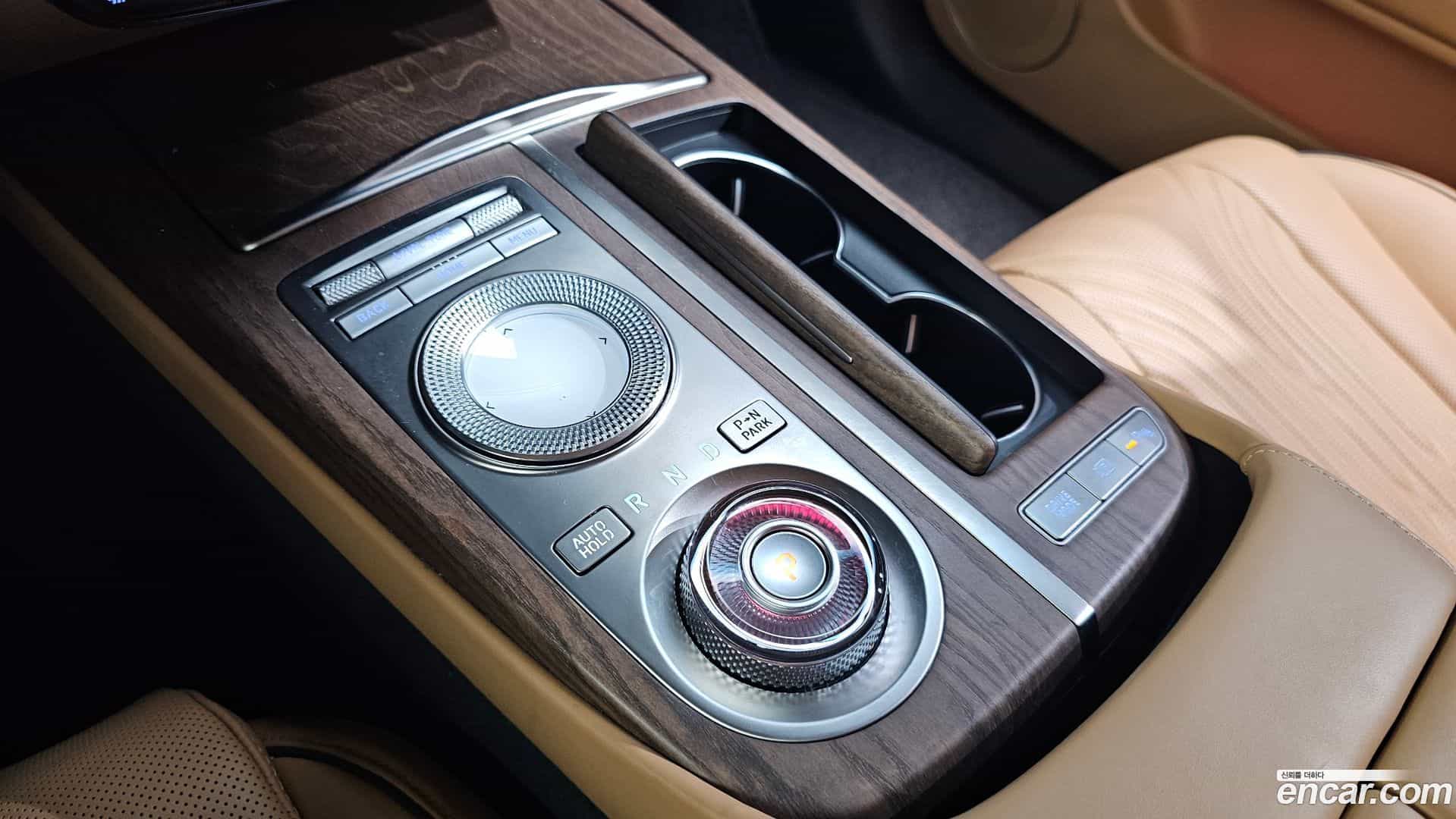 G80 Genesis 2022.1-INNER-009