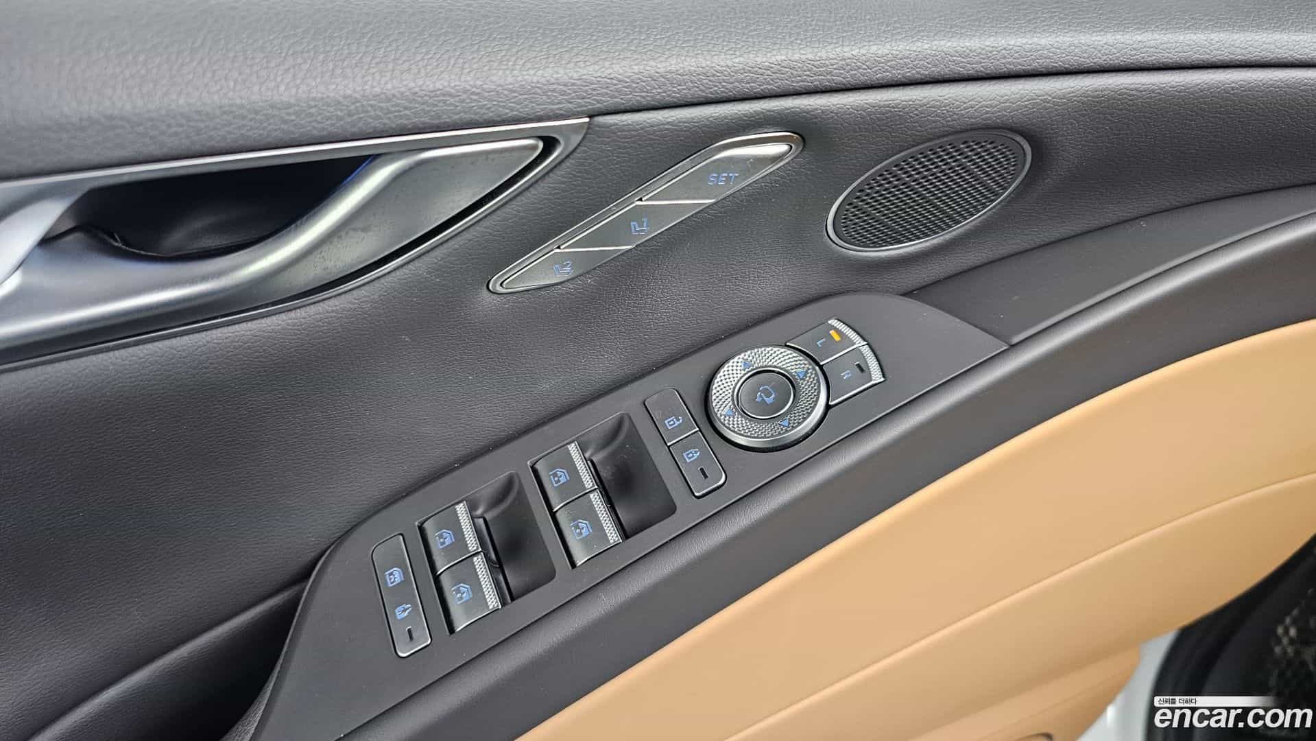 G80 Genesis 2022.1-OPTION-024