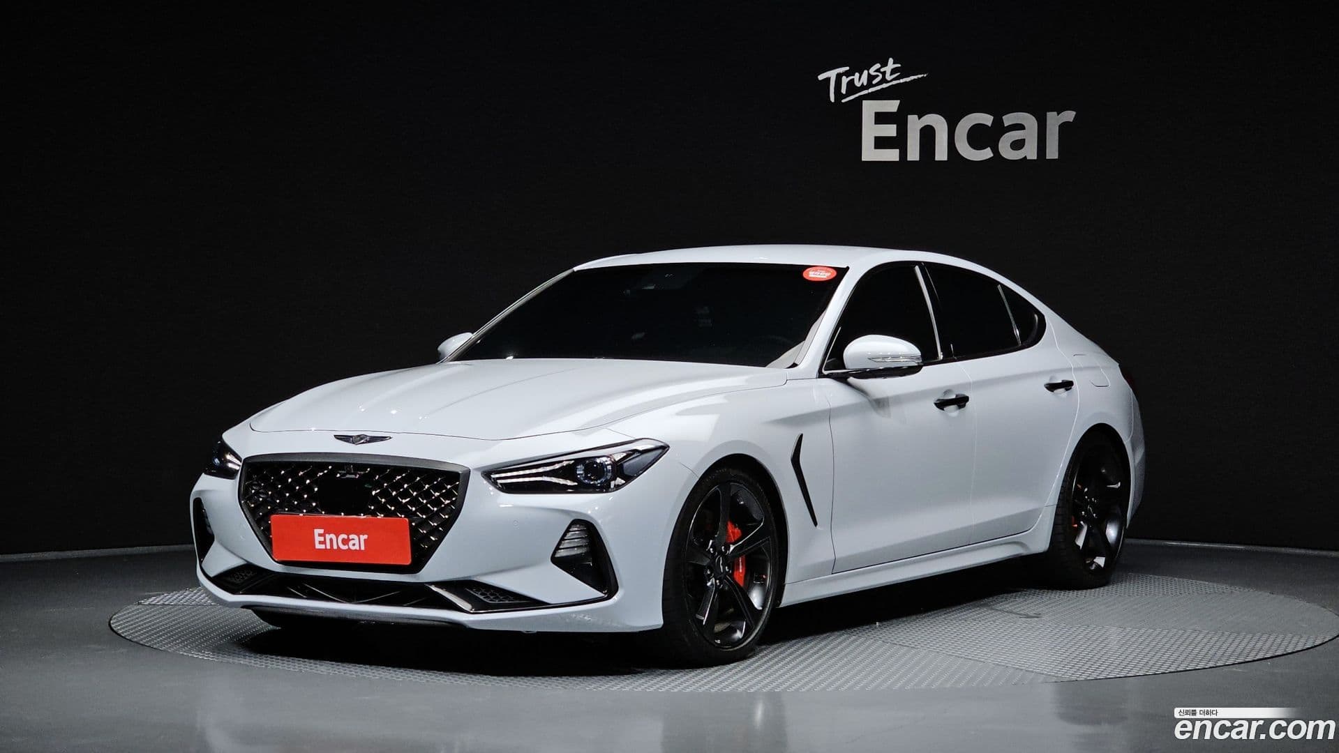 Main__Slider__Photo:G70 Genesis 2019.6-0