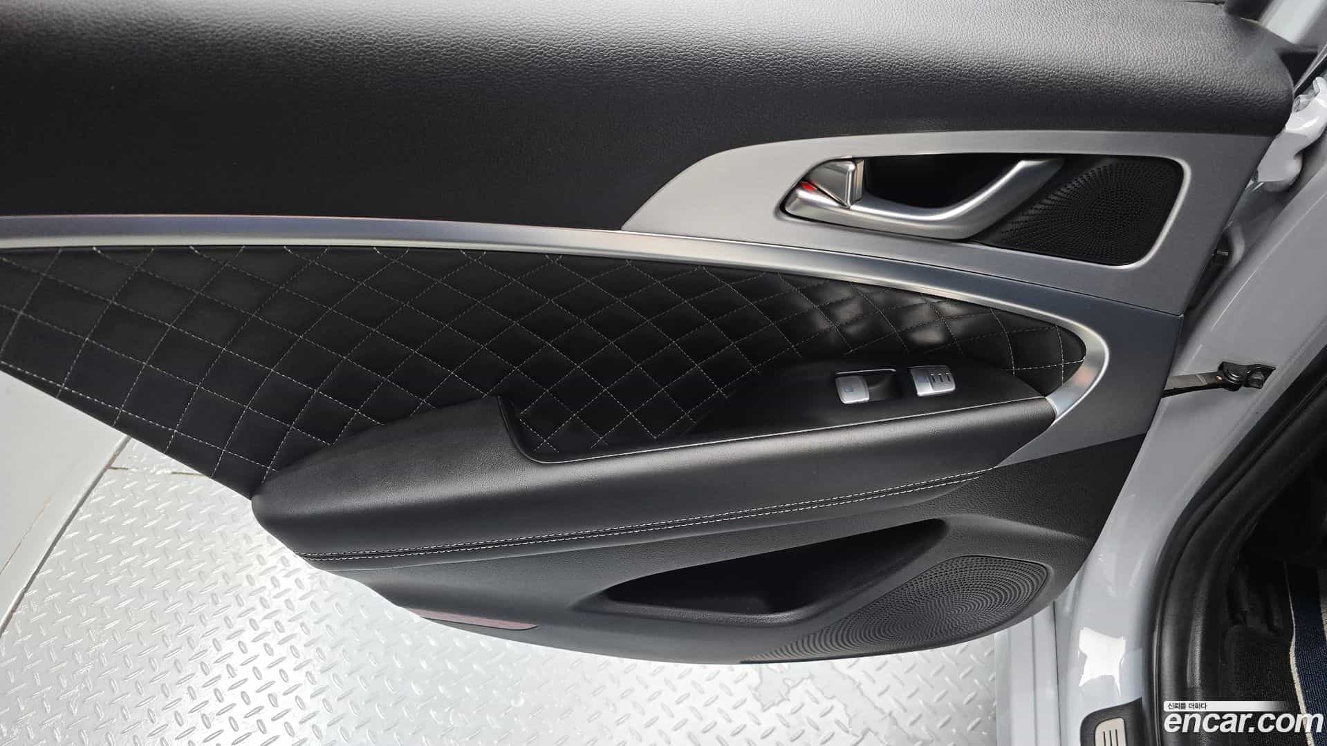 G70 Genesis 2019.6-INNER-035