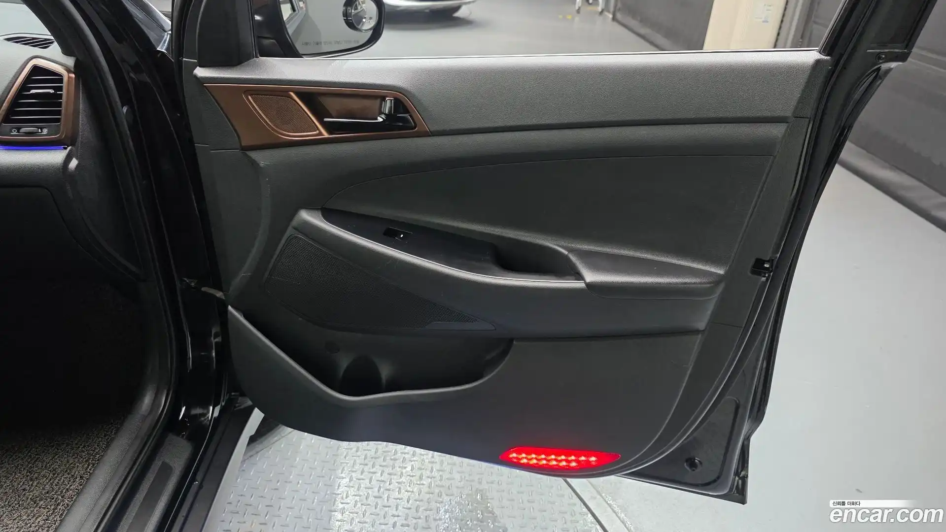 Tucson Hyundai 2016.10-INNER-035