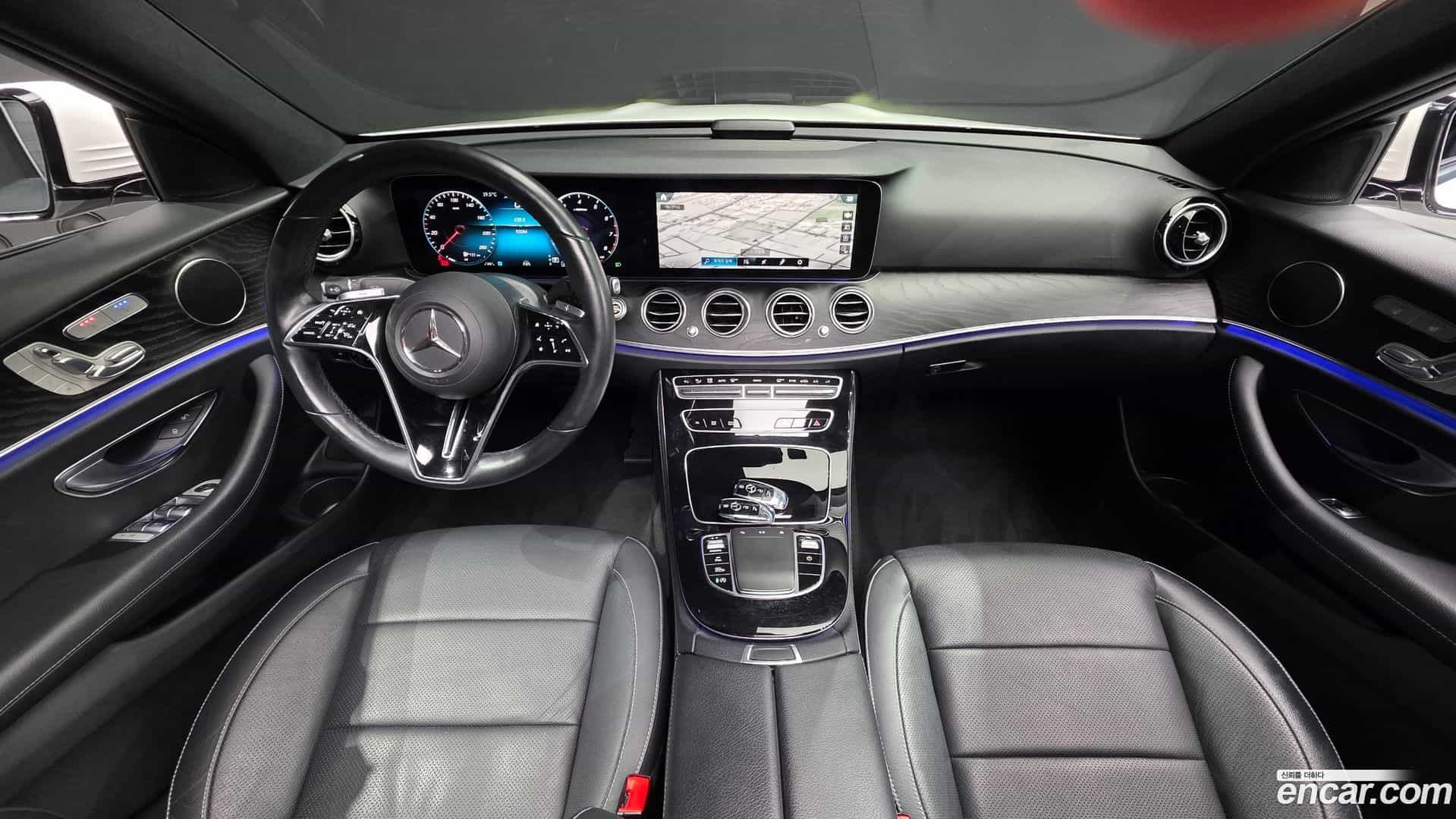 E-Class Mercedes-Benz 2022.1-INNER-007