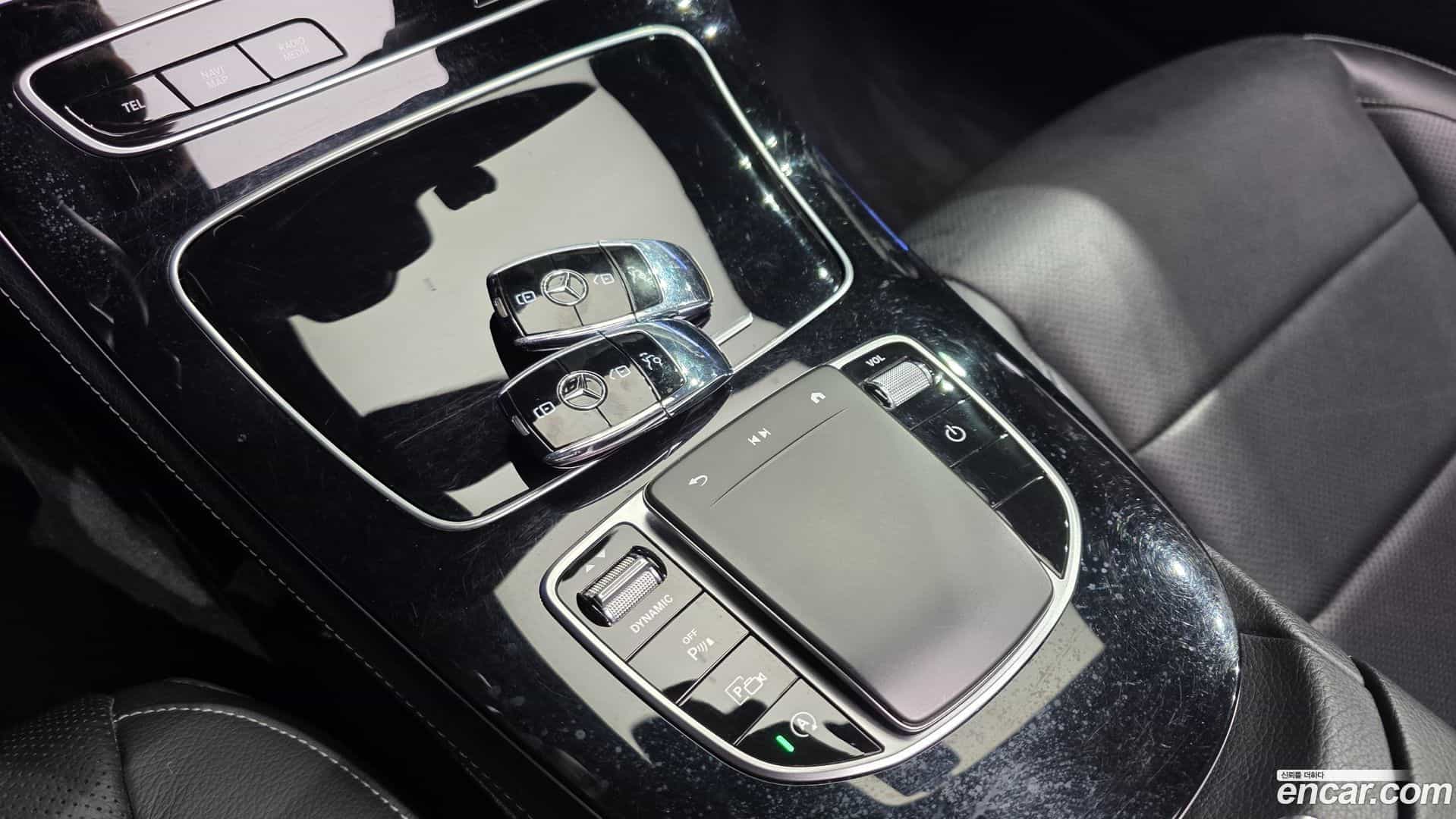 E-Class Mercedes-Benz 2022.1-OPTION-022