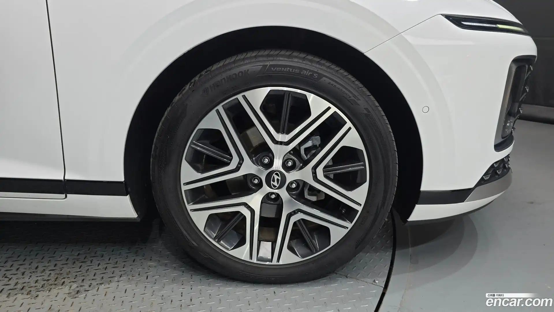 Grandeur Hyundai 2023.8-OUTER-005