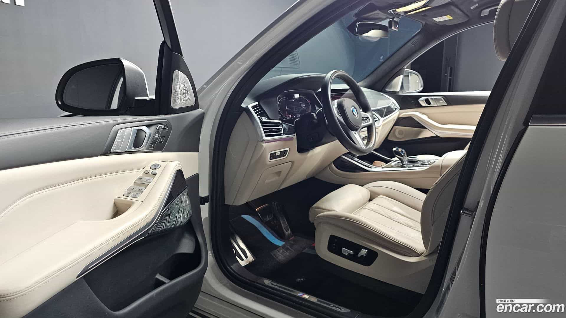 X7 BMW 2022.1-INNER-010