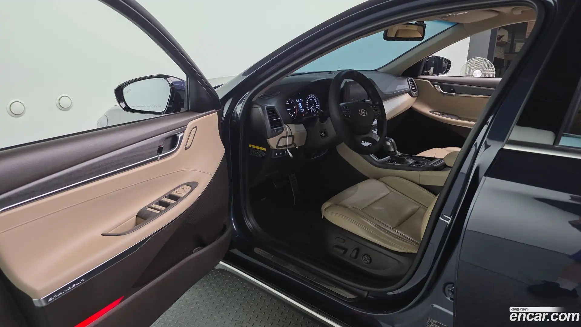 Grandeur Hyundai 2018.4-INNER-010